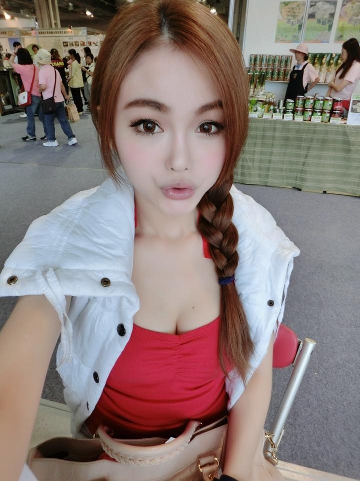 QQ甜心Ling Ling 身材好的爆炸私房照诱惑写真图