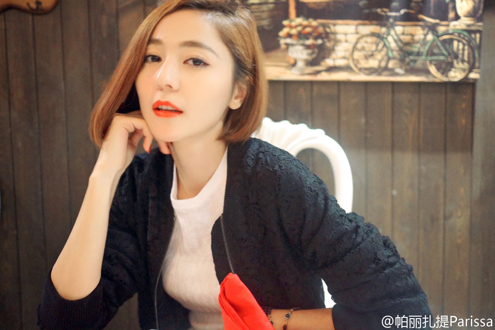 帕丽扎提Parissa 微博俏皮私房照诱惑写真图