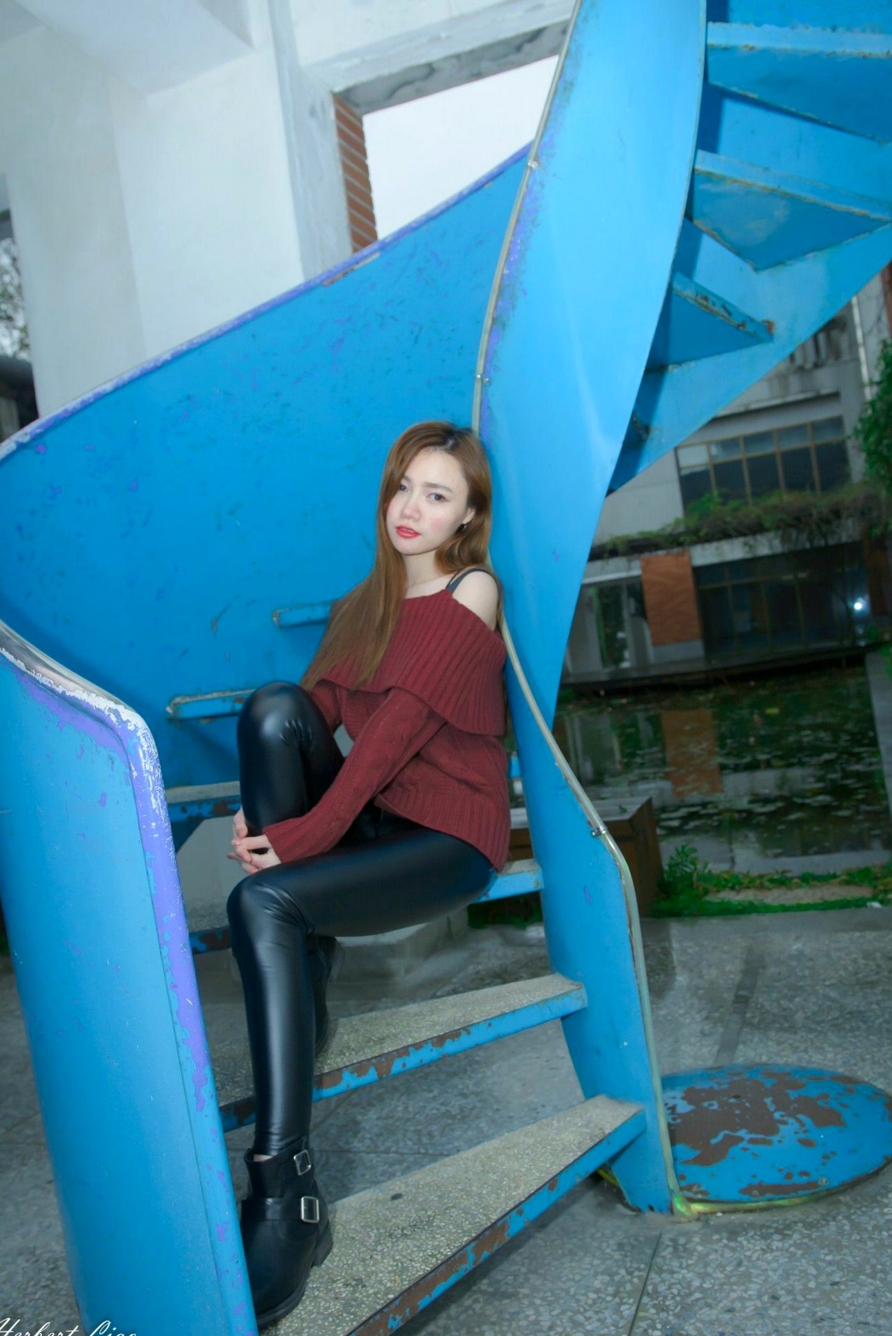 Gallery - 台湾正妹苏小立台北街拍写真，时尚皮裤针织衫穿搭尽显都市潮流魅力[56P]台湾街拍美腿气质冷艳 苏小立女神私房照_秀色女神 - image 41