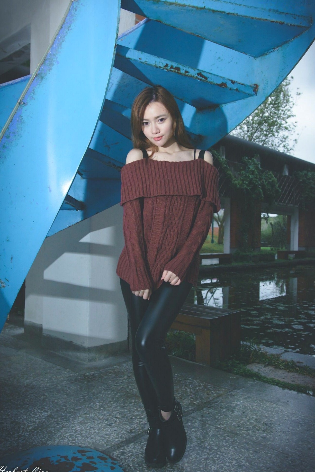 Gallery - 台湾正妹苏小立台北街拍写真，时尚皮裤针织衫穿搭尽显都市潮流魅力[56P]台湾街拍美腿气质冷艳 苏小立女神私房照_秀色女神 - image 45