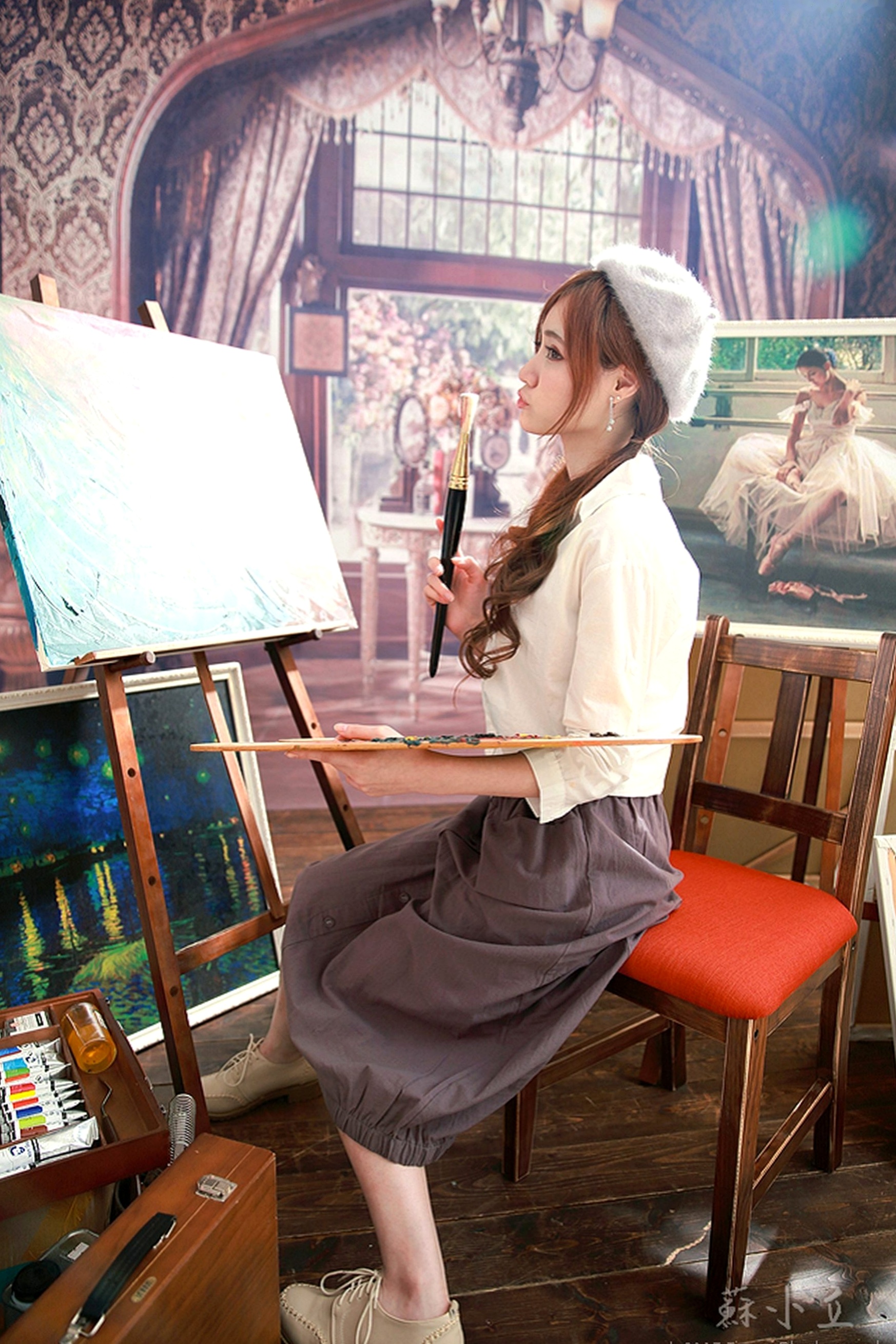 Gallery - 台湾正妹苏小立写真：新春喜庆旗袍与浪漫画室艺术风格套图台湾旗袍清新气质私房照 苏小立女神私房照_秀色女神 - image 74