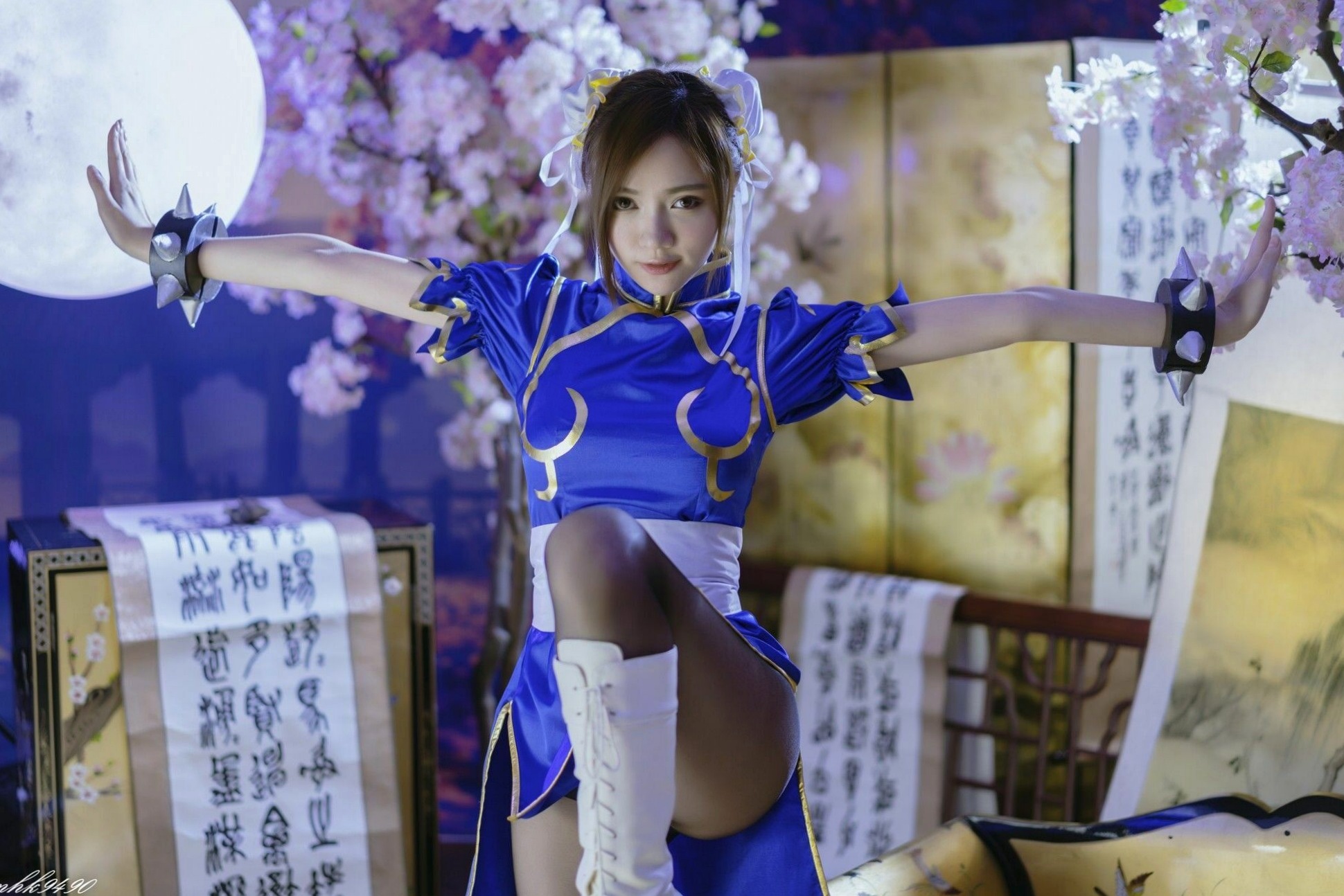 Gallery - 台湾正妹苏小立《春丽》Cosplay写真集，经典格斗角色扮演，蓝旗袍丝袜美腿秀，傲娇清纯女神角色扮演台湾制服女神美腿 苏小立女神私房照_秀色女神 - image 8