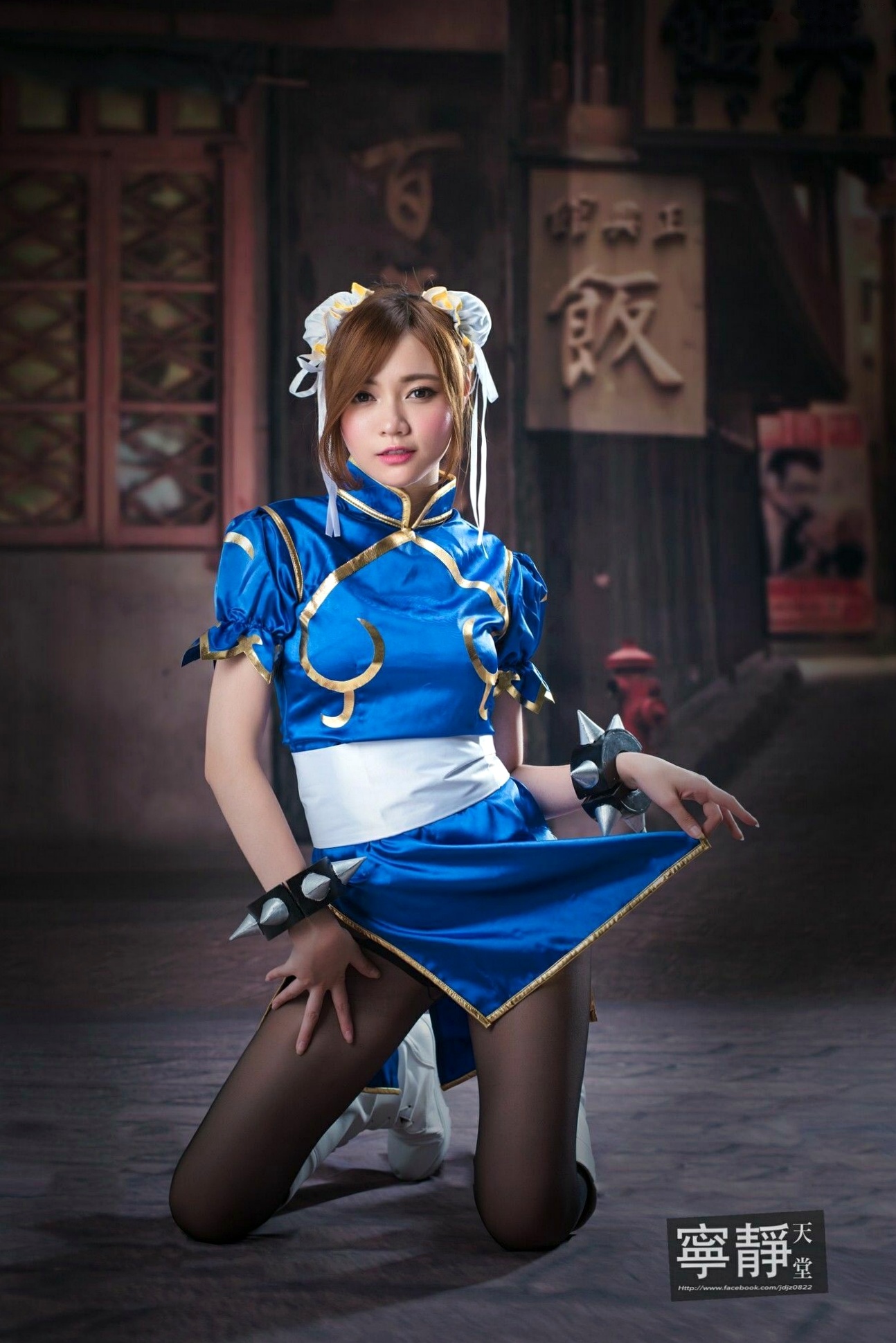 Gallery - 台湾正妹苏小立《春丽》Cosplay写真集，经典格斗角色扮演，蓝旗袍丝袜美腿秀，傲娇清纯女神角色扮演台湾制服女神美腿 苏小立女神私房照_秀色女神 - image 28