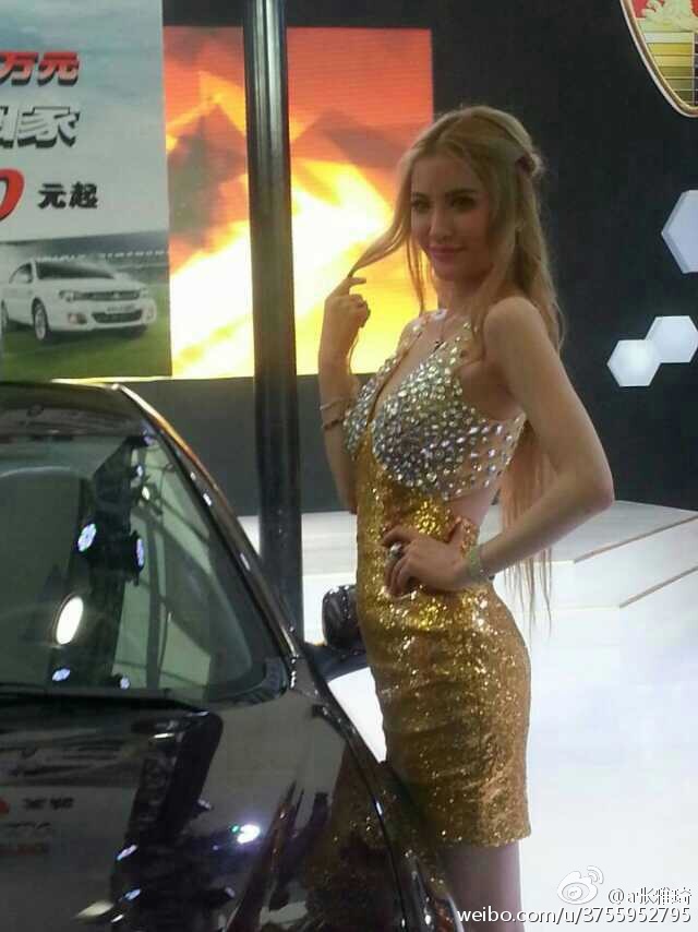 张雅琦 微博私房性感写真图