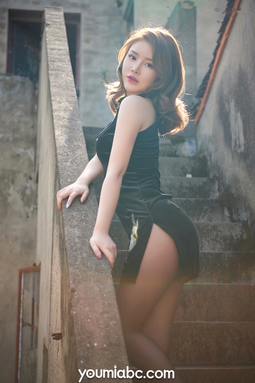 Gallery - YouMi尤蜜-陈宇曦《乡间娇女》：户外黑丝旗袍诱惑，古朴乡间下的极致性感，无圣光大尺度唯美私房摄影尤蜜荟 - Chiness Model 旗袍黑丝私房照性感 陈宇曦女神私房照_秀色女神 - image 23