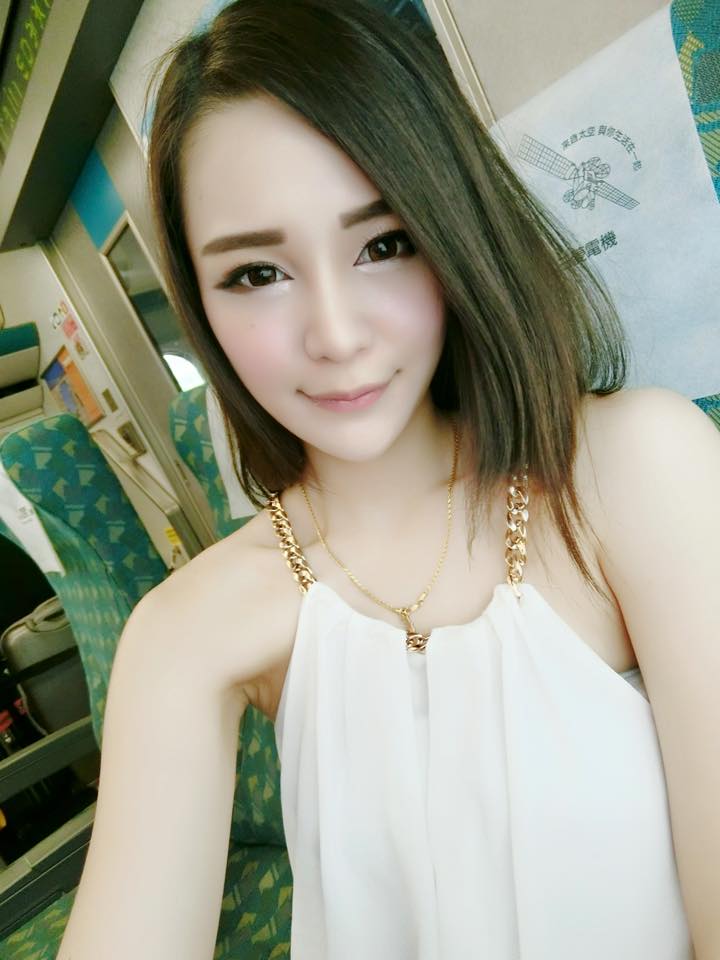 林楼雨(林柔妤) 性感辣妹私房照诱惑写真图