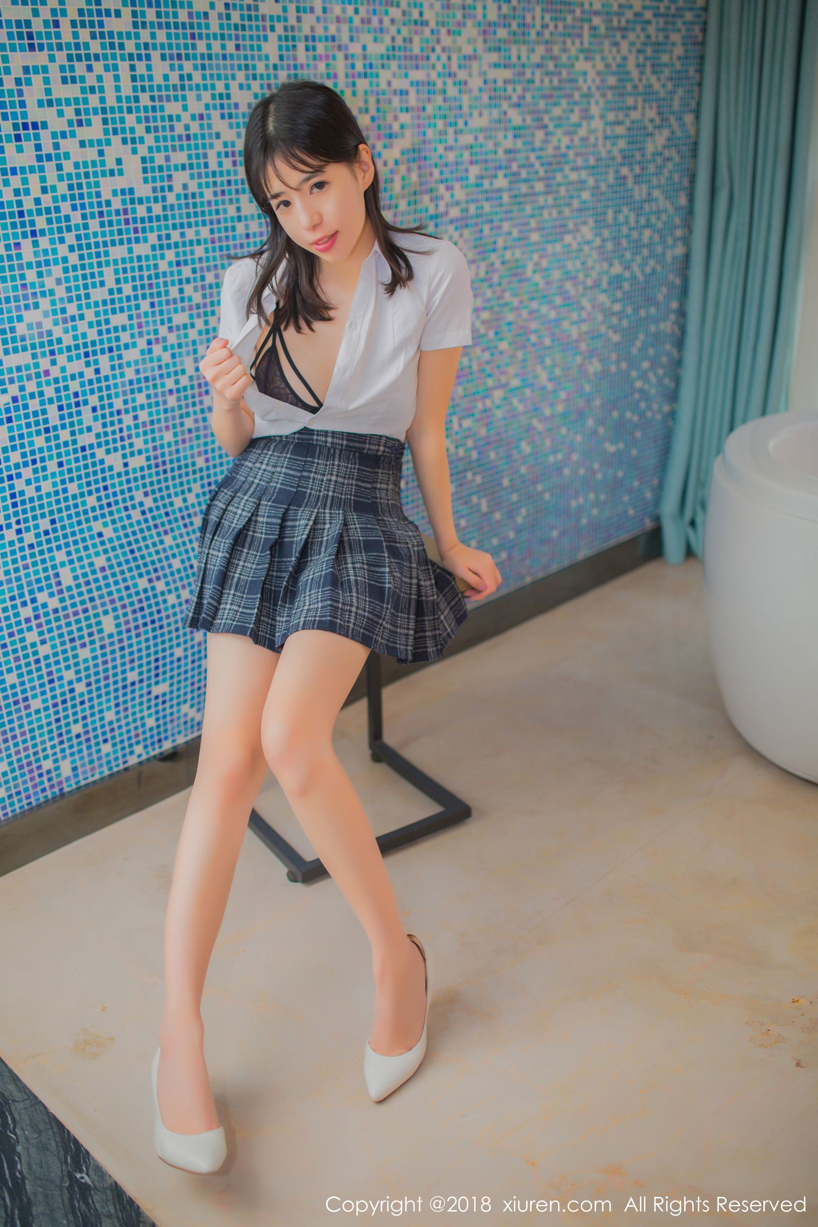 最佳女友艾栗栗 学生制服清新外拍