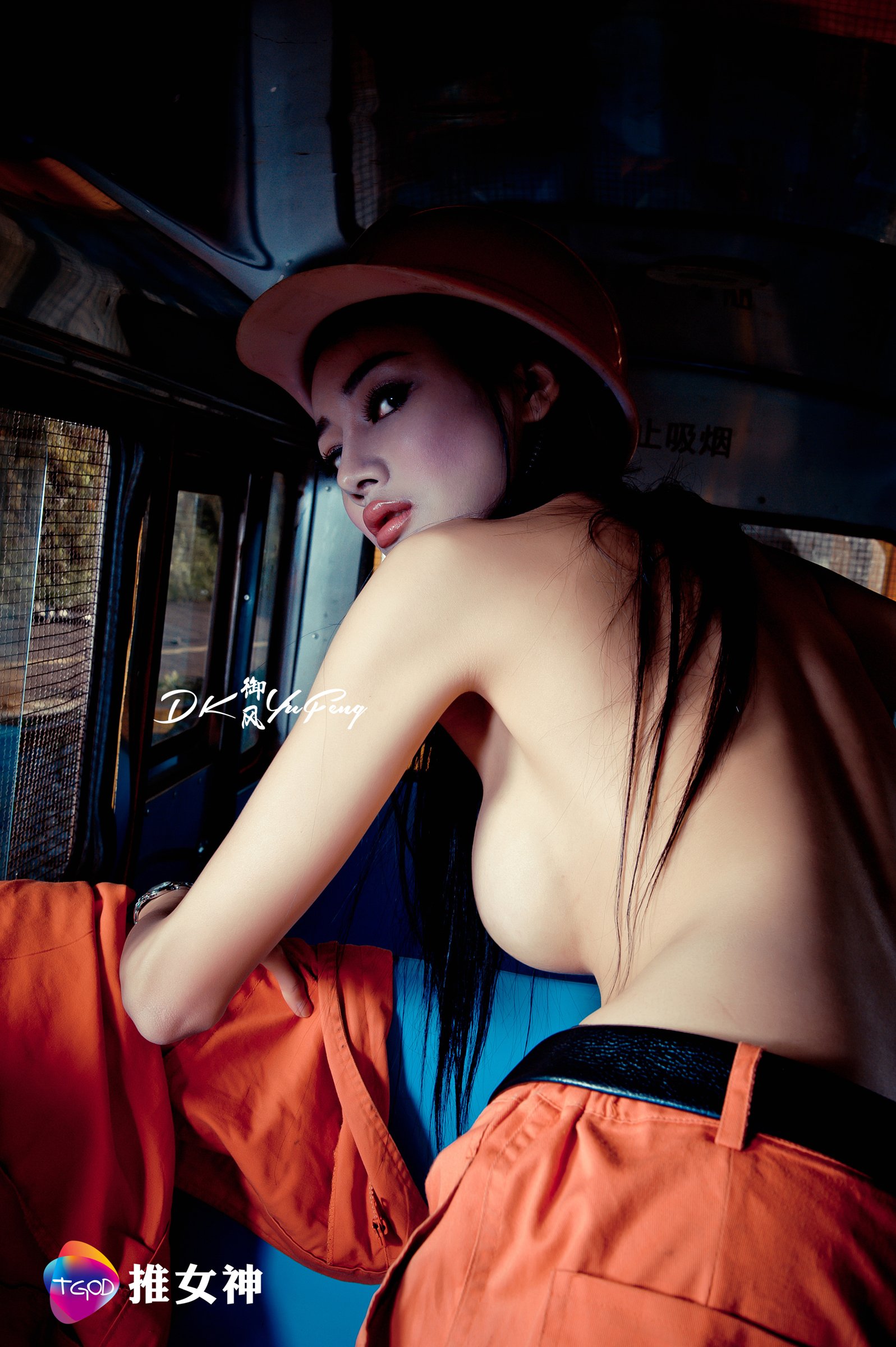 婕西儿jessie [TGOD推女神]高清写真图御女郎 矿工女神~