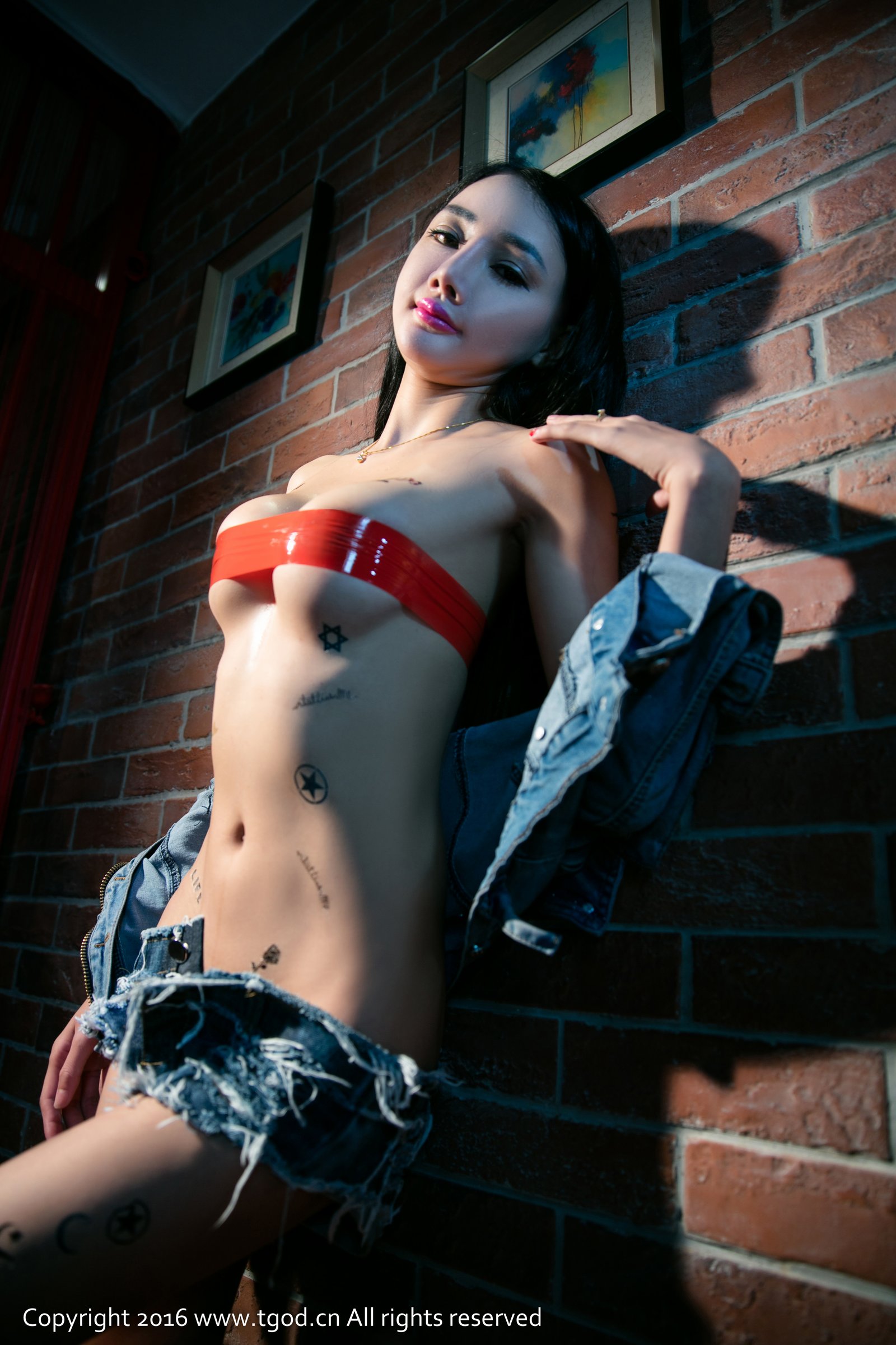 婕西儿jessie [TGOD推女神]高清写真图丝巾掩体藏不住