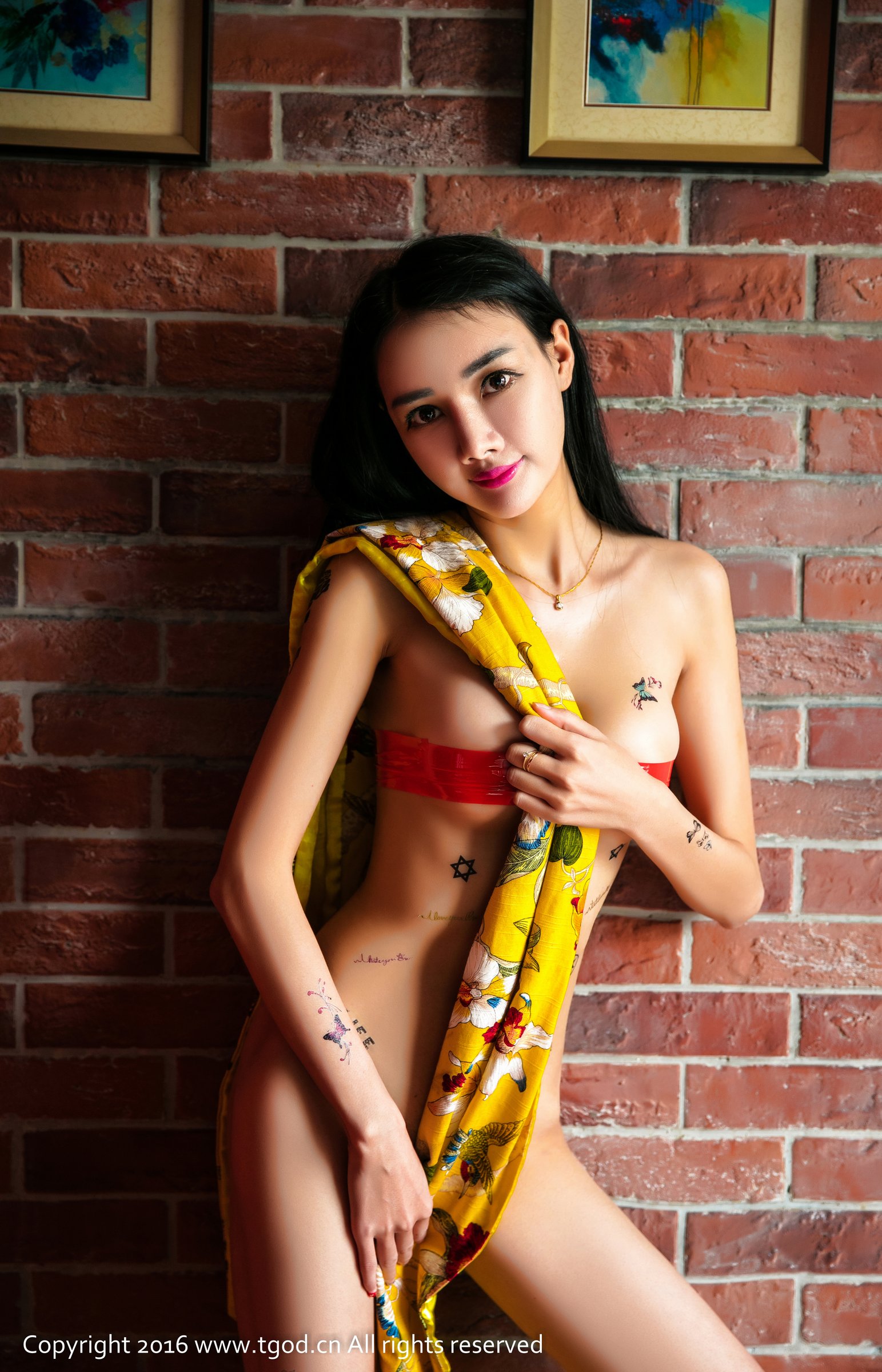 婕西儿jessie [TGOD推女神]高清写真图丝巾掩体藏不住