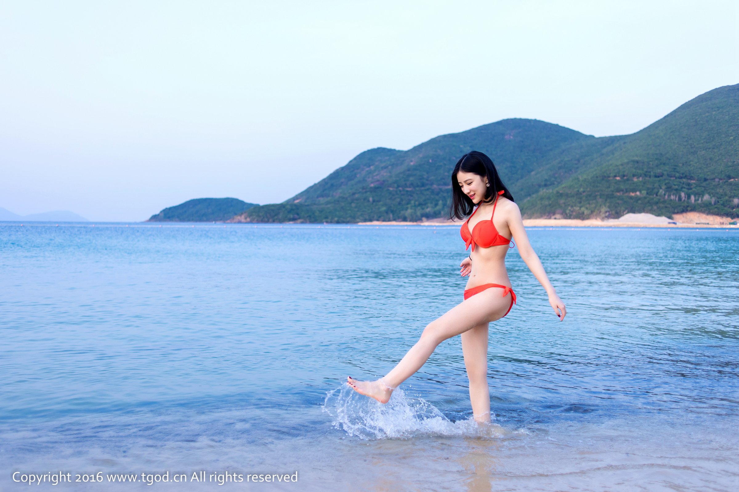 施忆佳KITTY [TGOD推女神]高清写真图越南芽庄旅拍 第一刊 ~