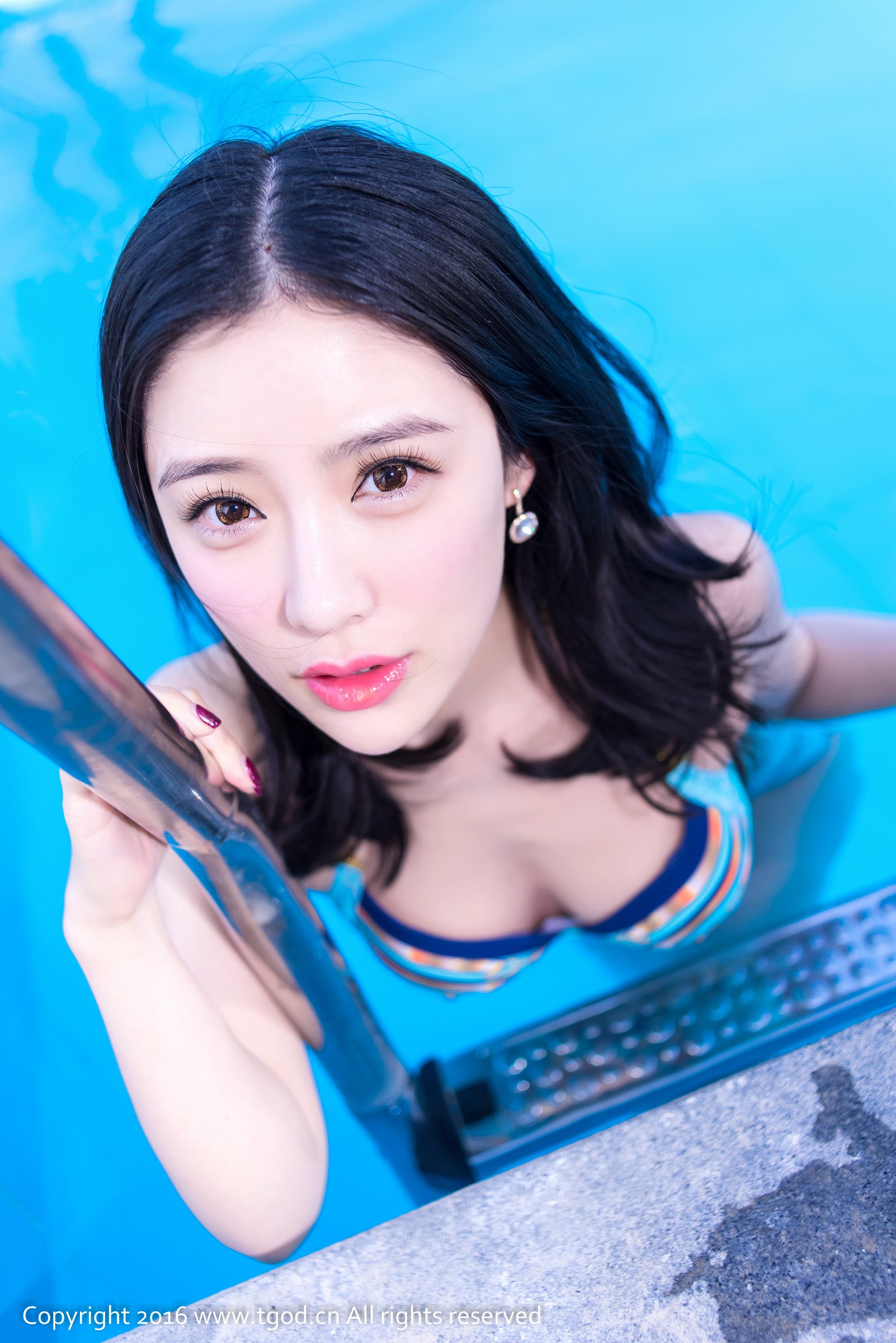 施忆佳KITTY [TGOD推女神]高清写真图越南芽庄旅拍 第一刊 ~