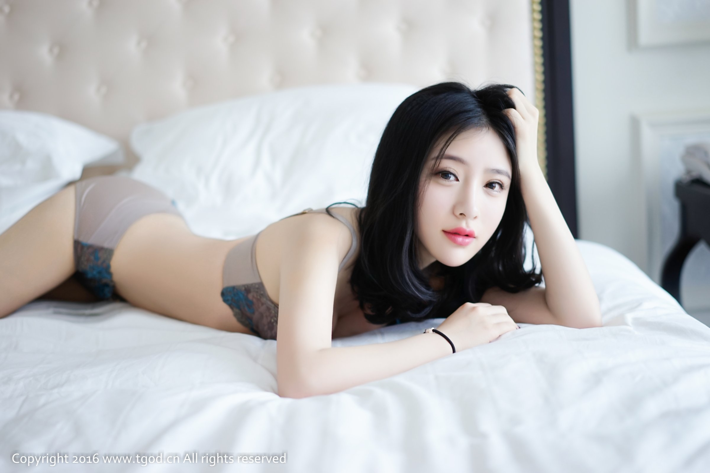 施忆佳KITTY [TGOD推女神]高清写真图越南芽庄 第五刊 ~