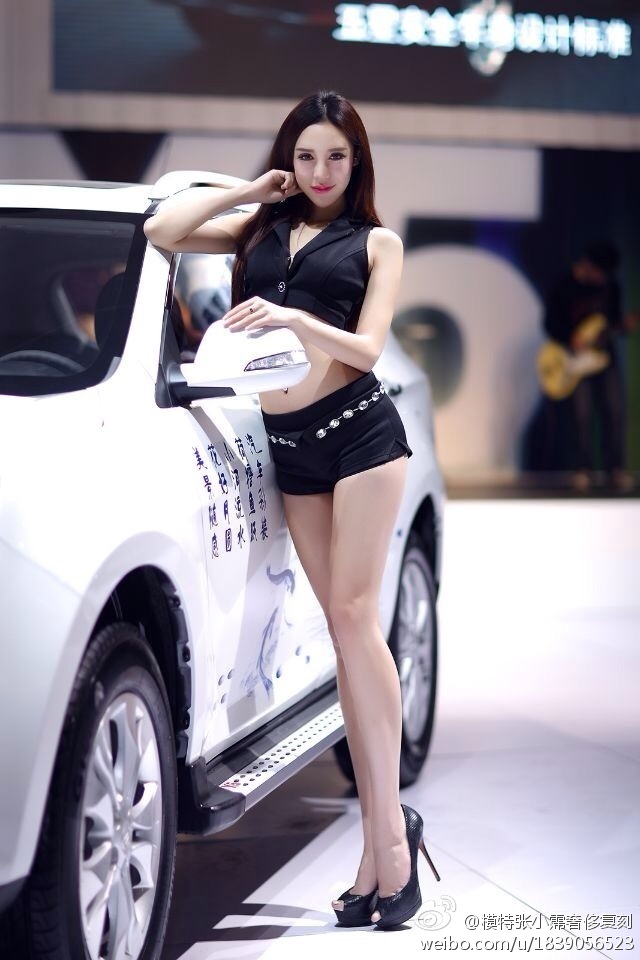 张小霈(张霈) 气质车展模特