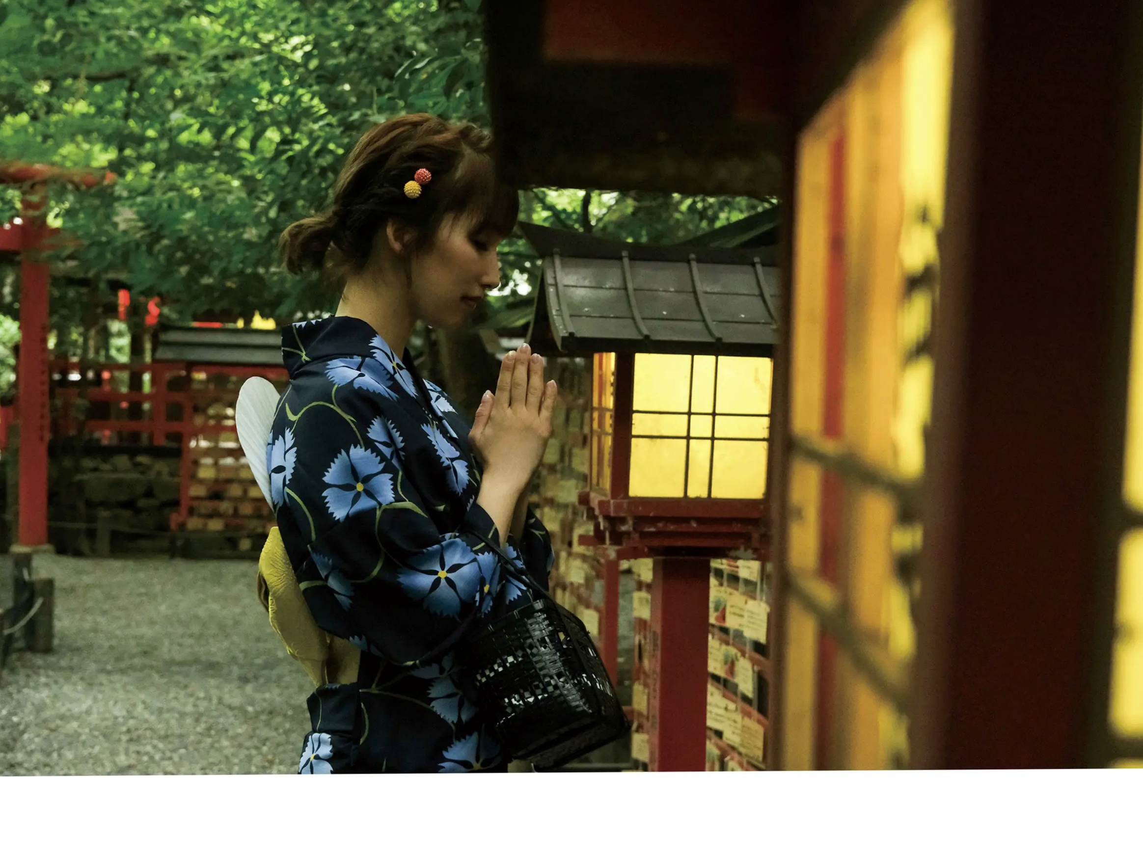徳永しおり《Travel Guide 旅のしおり》和风优雅与性感内衣私房写真
