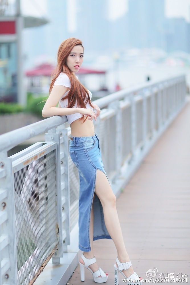 雪儿Cher(曲雪) 微博时尚自拍写真图