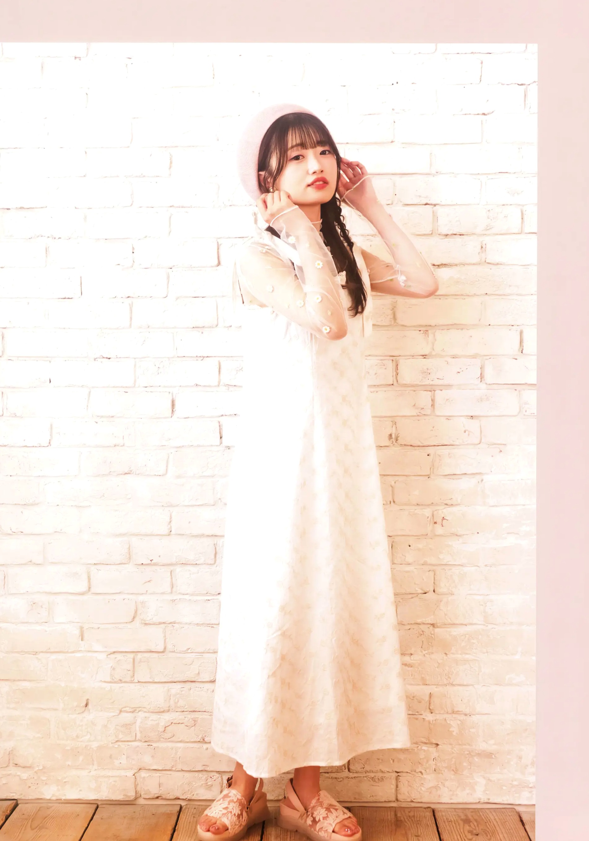 中井りか《好きでした》日本清纯偶像甜美私房与哥特造型写真集 [84P]