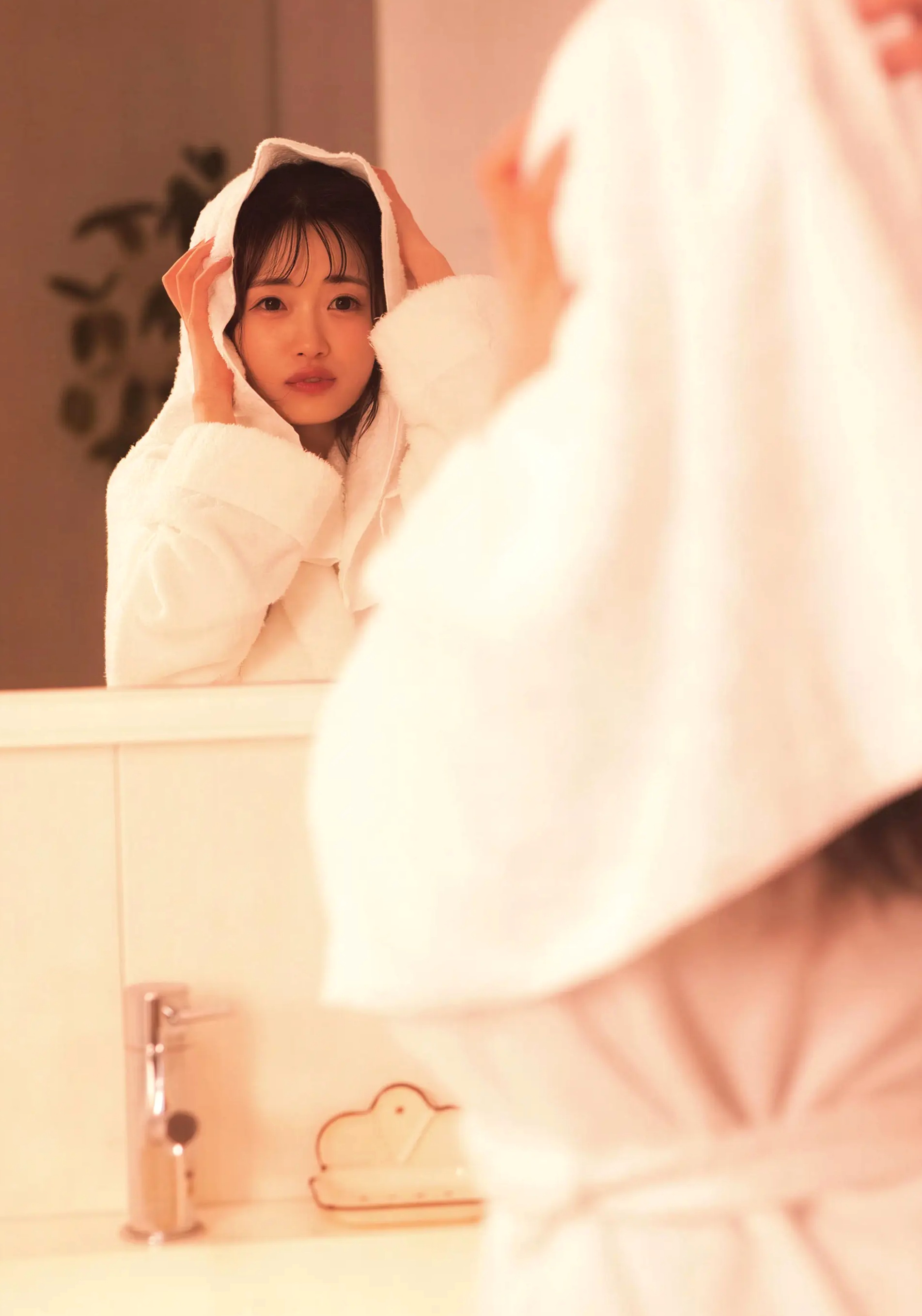 中井りか《好きでした》日本清纯偶像甜美私房与哥特造型写真集 [84P]