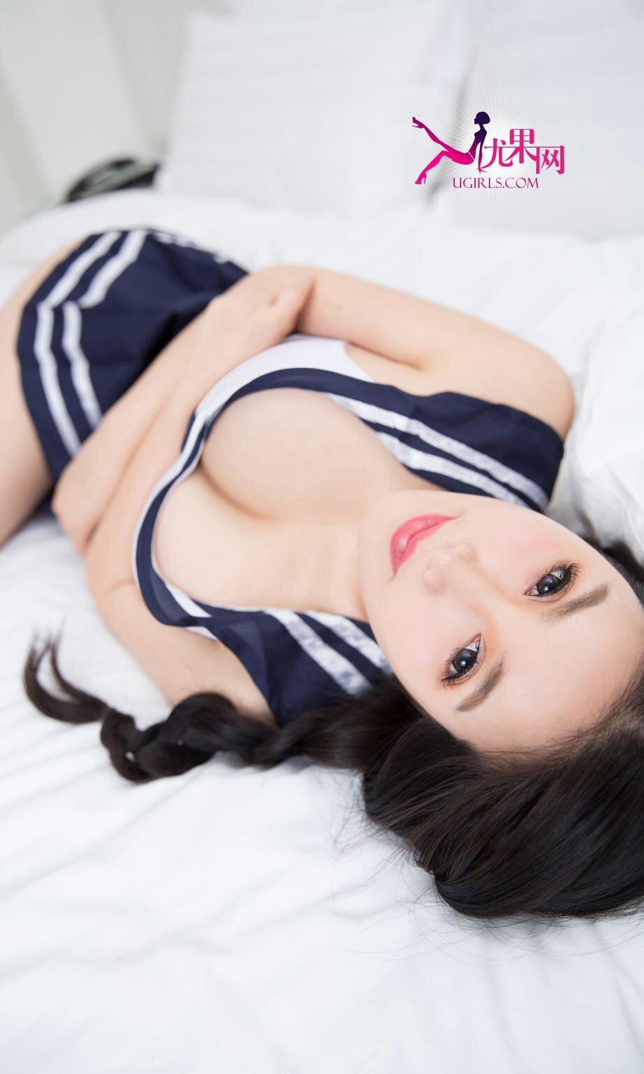 萱萱 [爱尤物]高清写真图CandyKiss