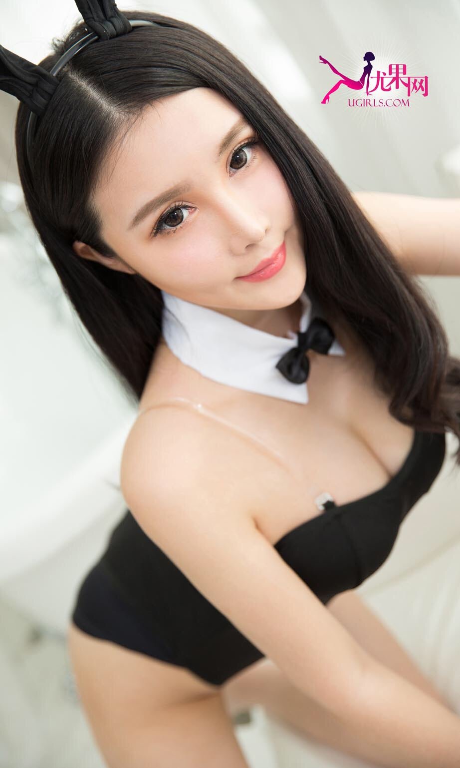 萱萱 [爱尤物]高清写真图甜言蜜语