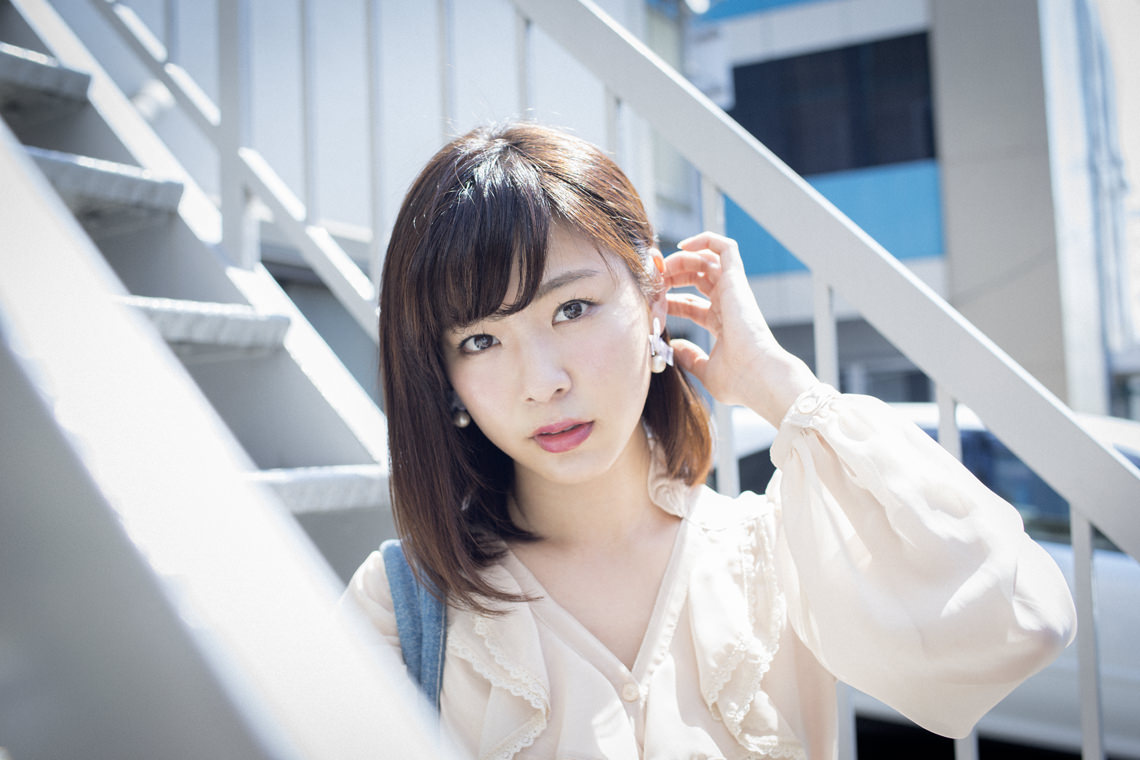 河村美咲 透き通るような色白美女