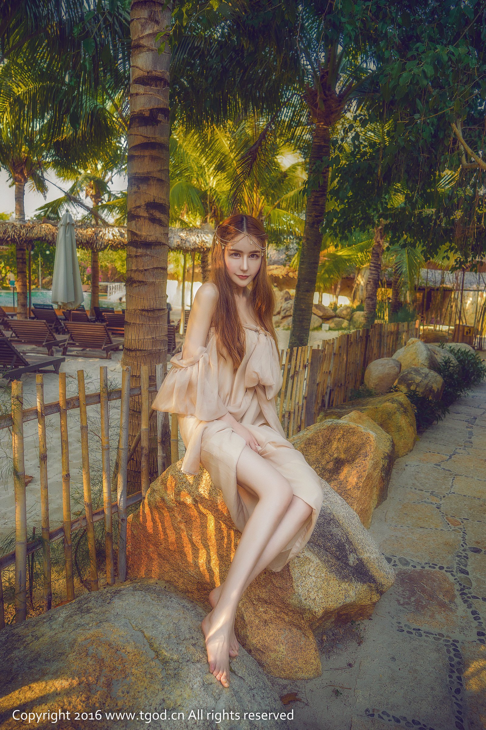 伍月yuer [TGOD推女神]高清写真图越南芽庄旅拍 第五刊 ~
