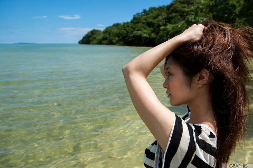 Gallery - [Graphis]青山华，精致五官与绝美曲线，自然光影下的优雅大尺度系列私房照写真 [125P]日本性感大尺度私房照诱惑无圣光 青山华女神私房照_秀色女神 - image 10