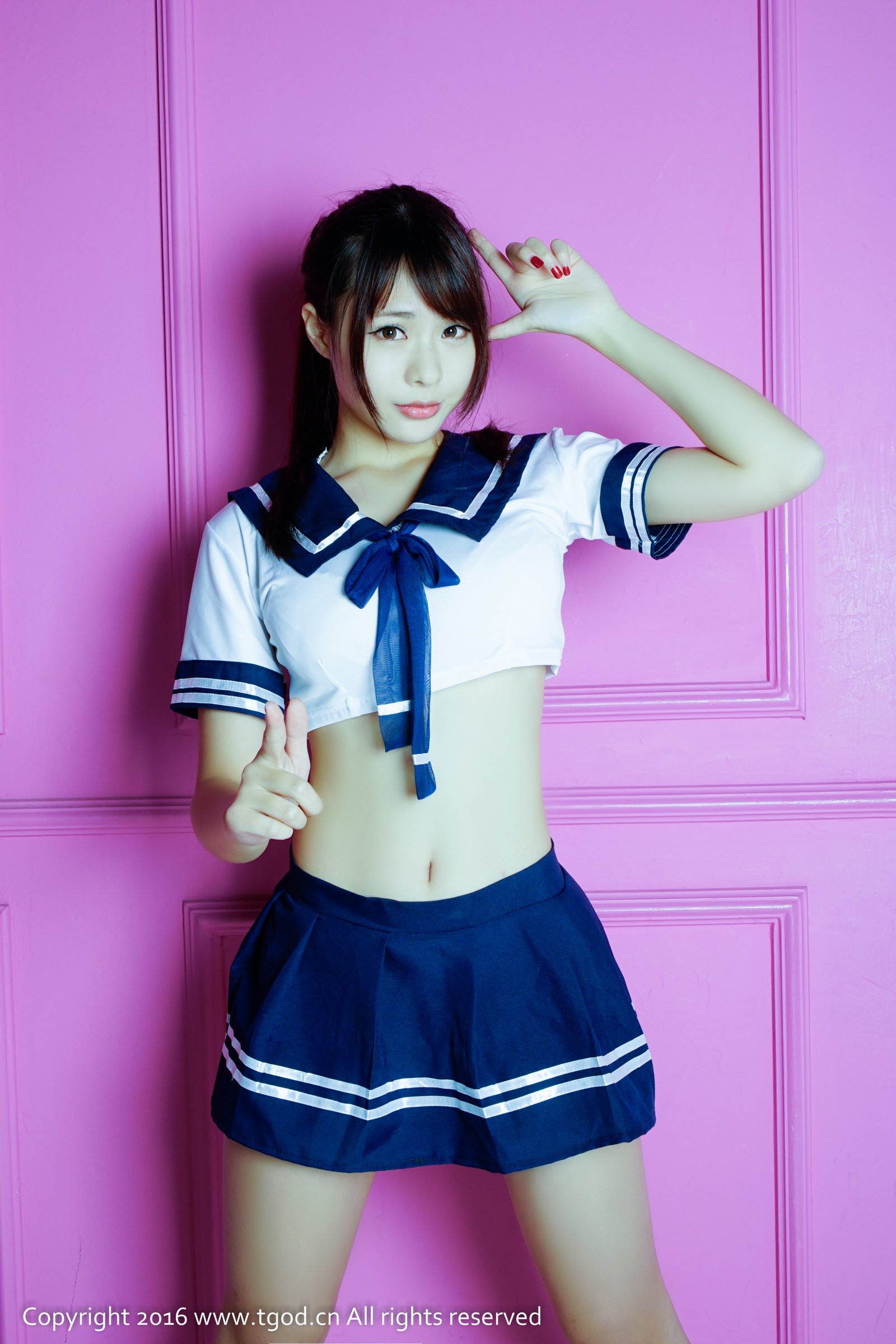 哈妮HaaNi [TGOD推女神]高清写真图童颜巨乳 小太妹 ~