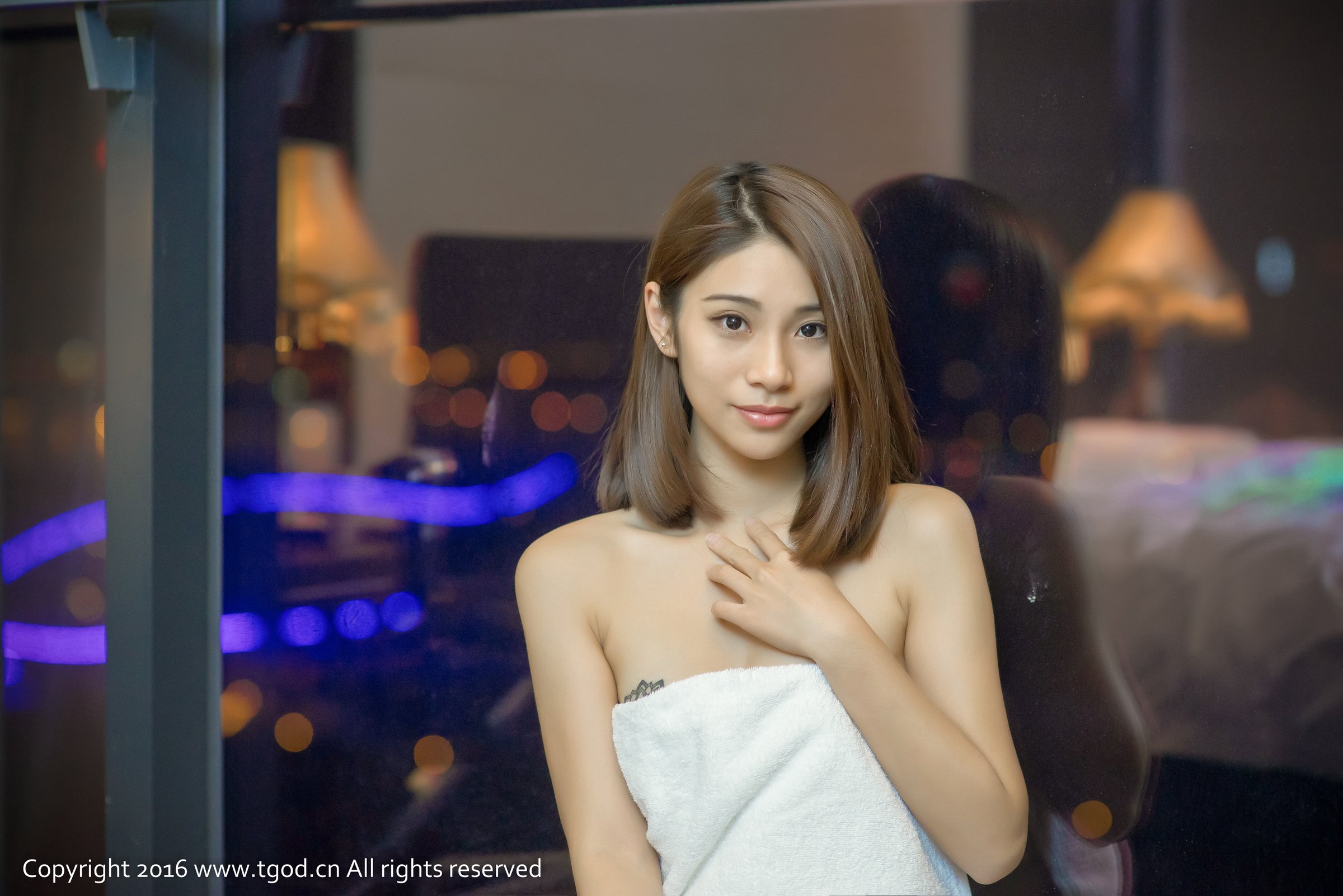 Lee小棠 [TGOD推女神]高清写真图美色震荡的微笑