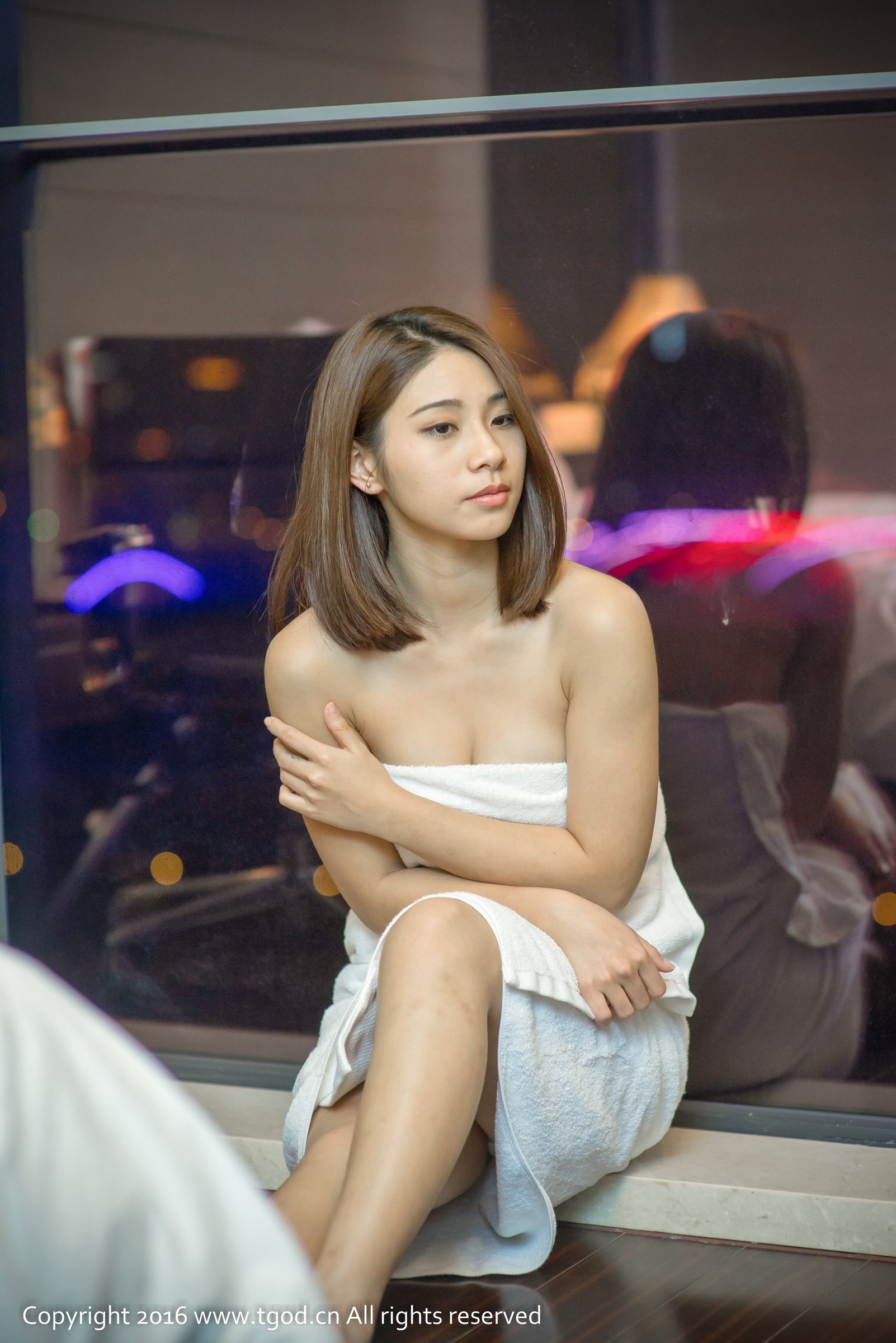 Lee小棠 [TGOD推女神]高清写真图美色震荡的微笑