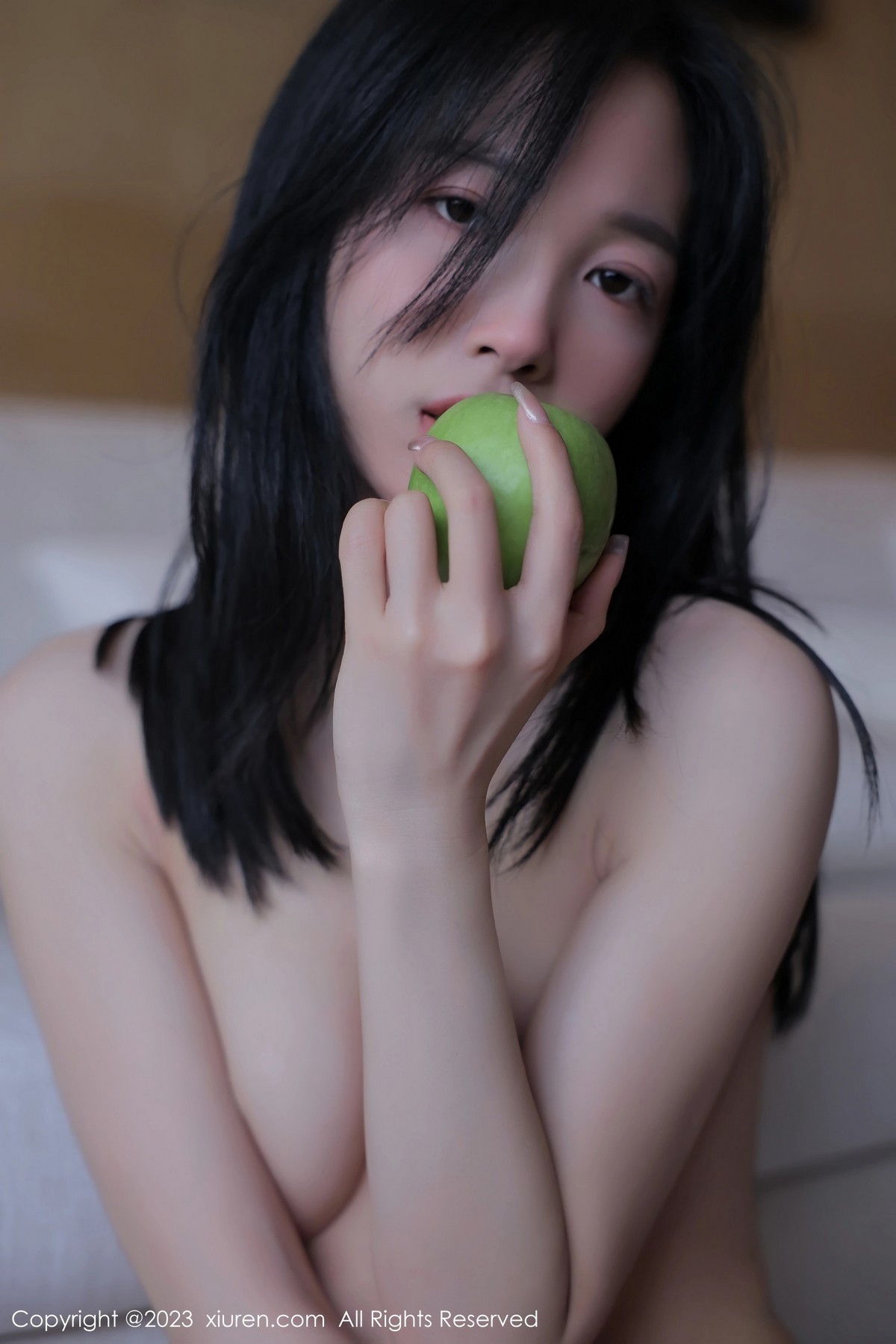 [XiuRen]高清写真图 2023.05.05 No.6675 茜茜Kimi 美腿短裙
