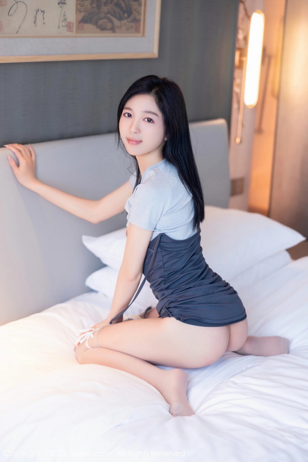 [XiuRen]高清写真图 2023.05.23 No.6784 茜茜Kimi 短裙美腿