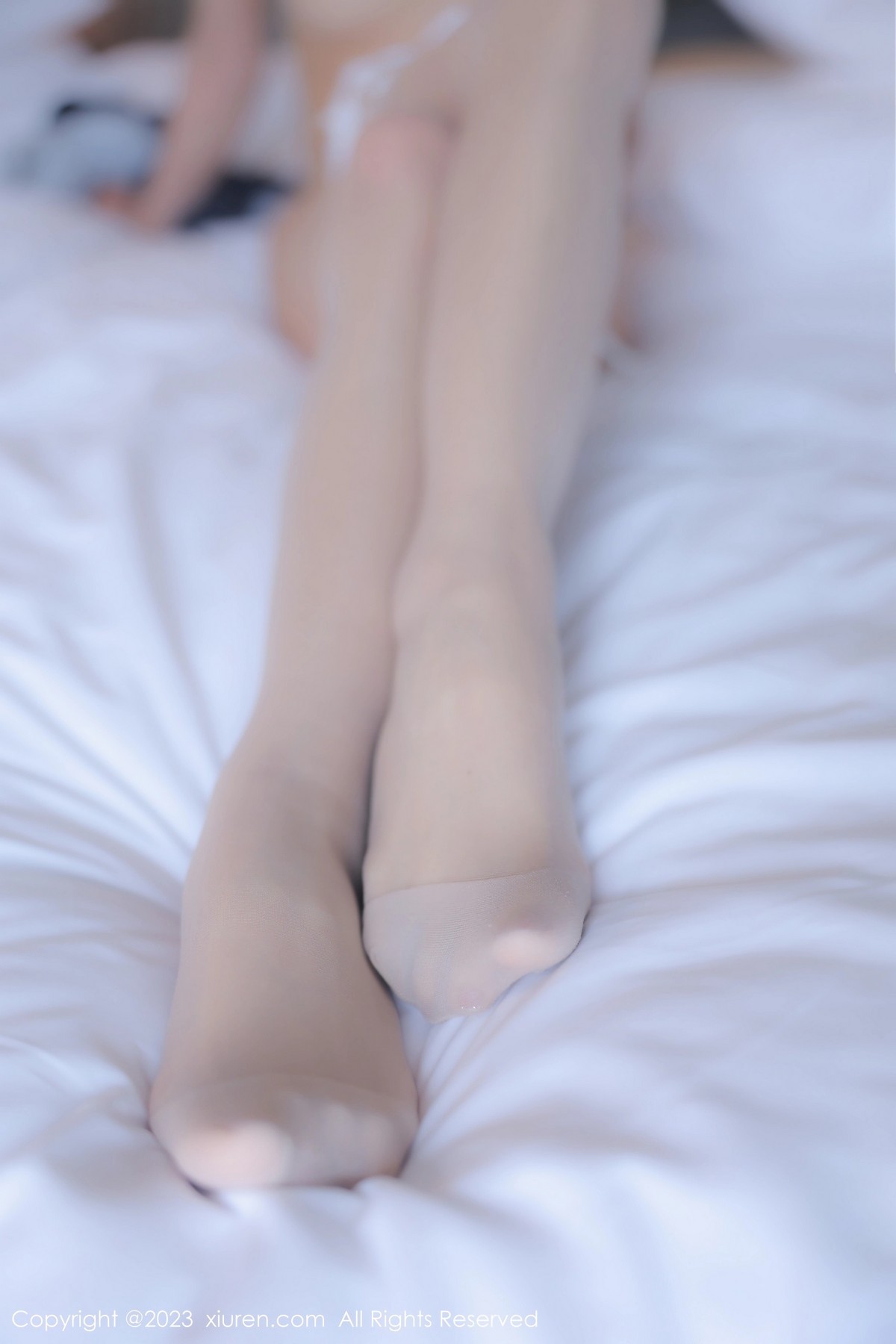 [XiuRen]高清写真图 2023.05.23 No.6784 茜茜Kimi 短裙美腿