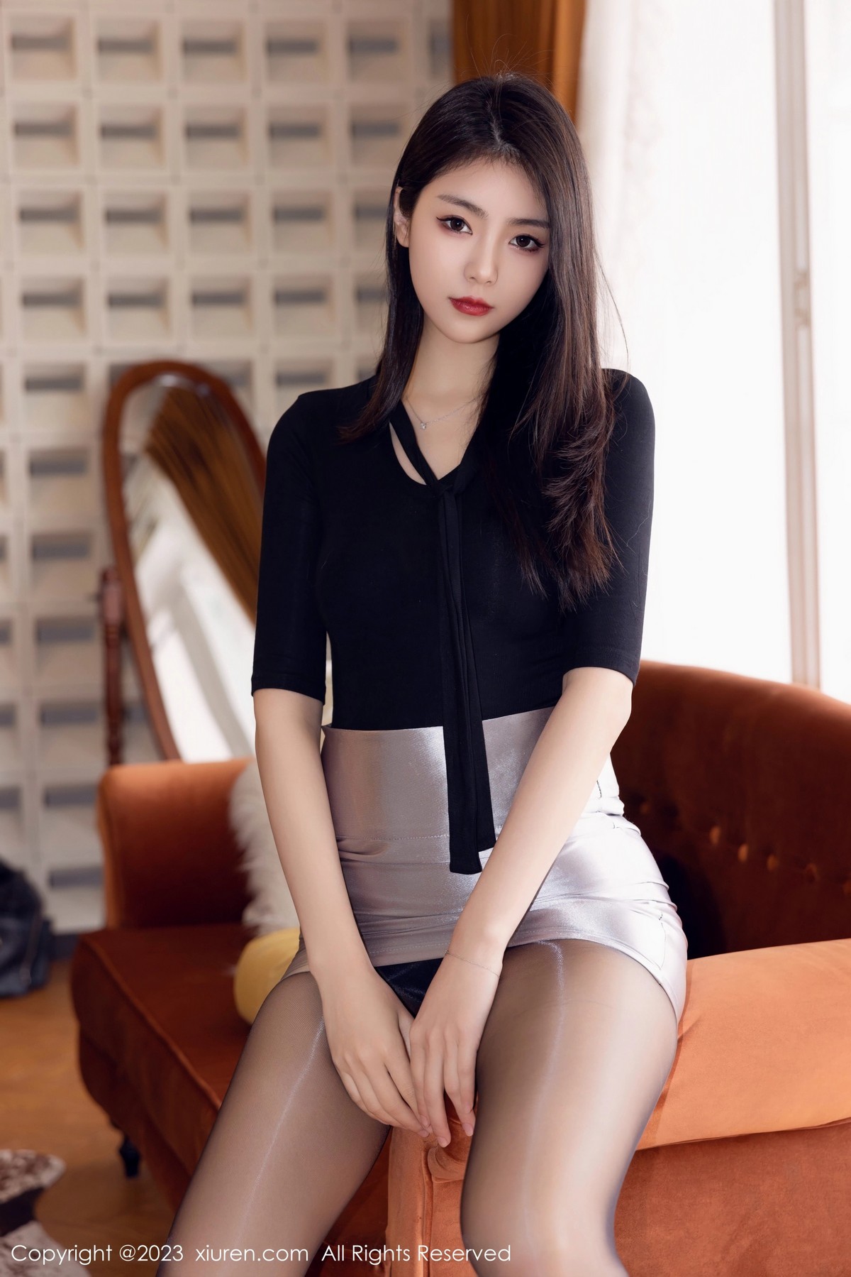[XiuRen]高清写真图 2023.03.29 No.6493 可乐Vicky 黑丝短裙