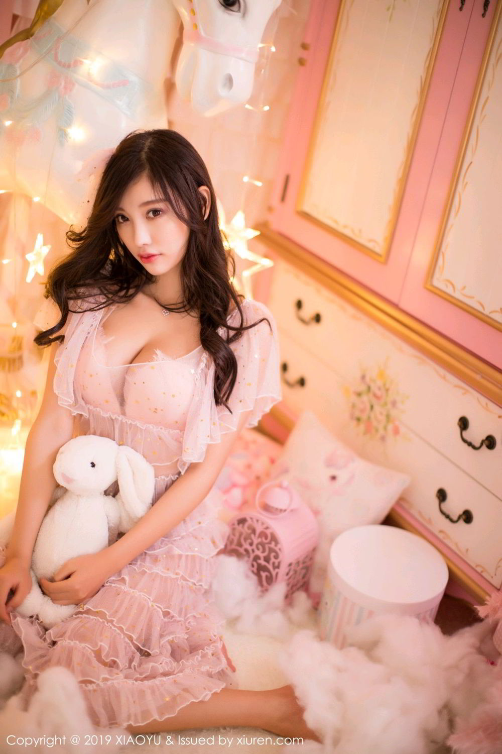 甜美女神杨晨晨 纯白内衣圣诞礼物