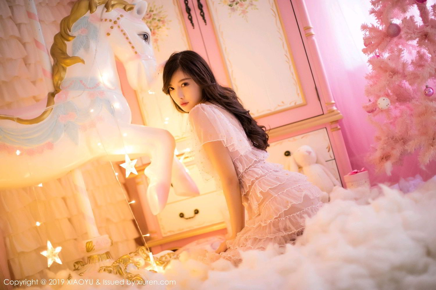 甜美女神杨晨晨 纯白内衣圣诞礼物