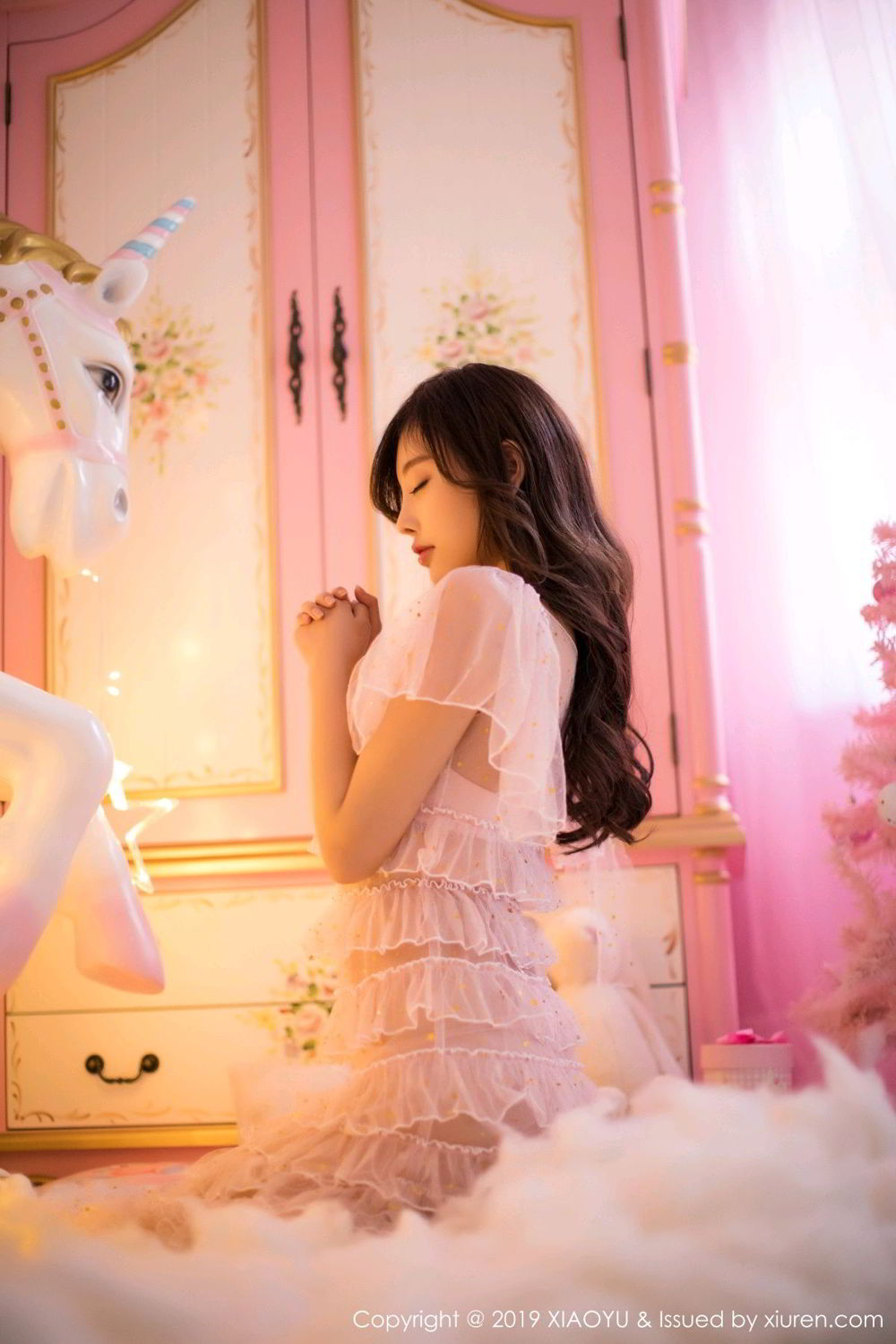 甜美女神杨晨晨 纯白内衣圣诞礼物