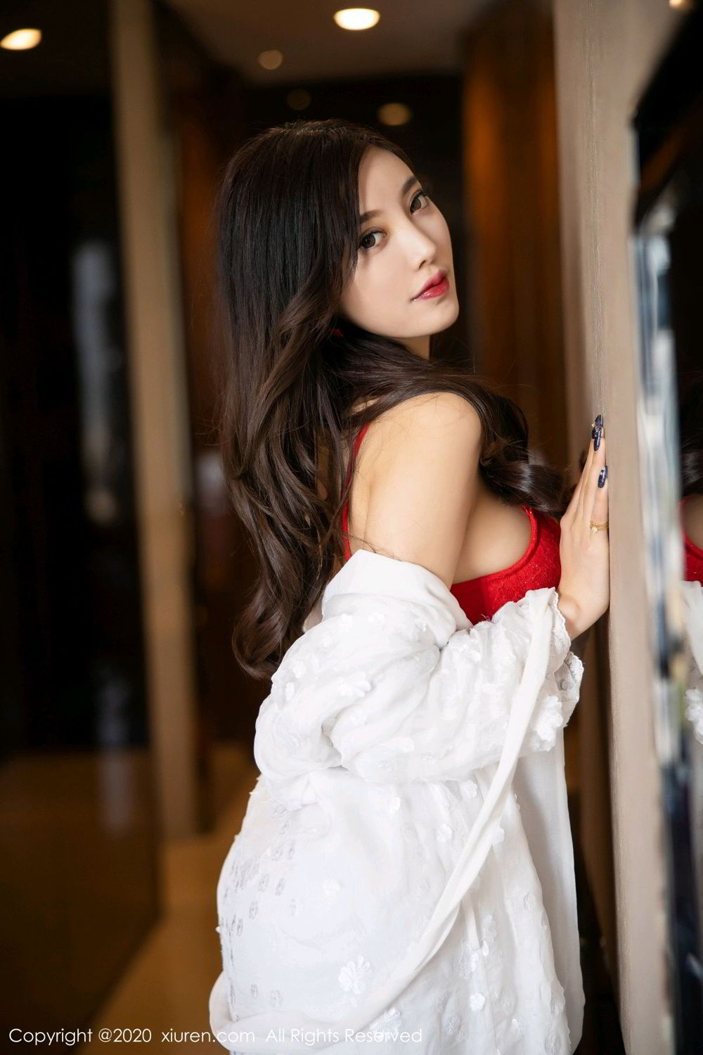 [XIUREN]高清写真图 2020.01.19 杨晨晨sugar