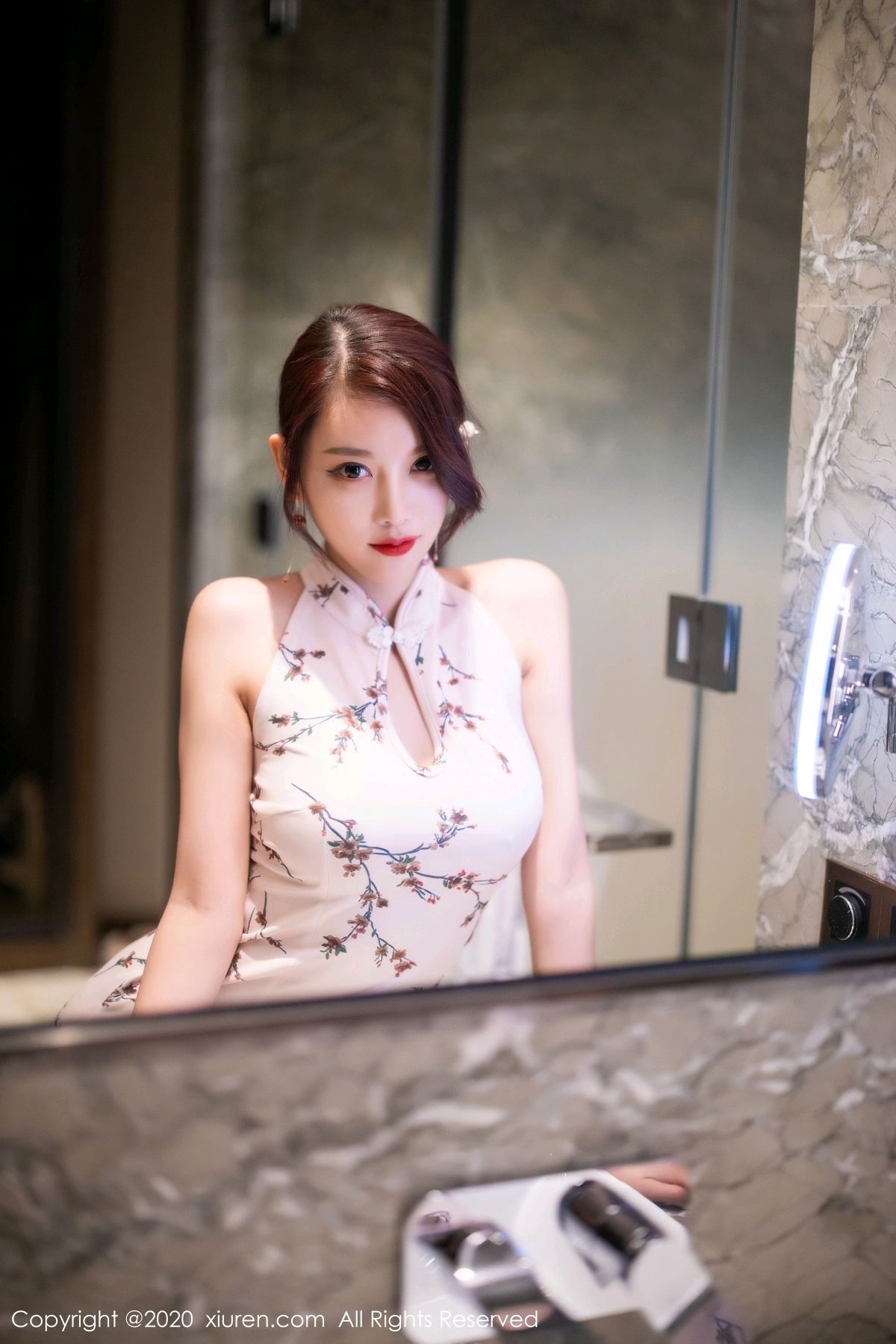 [XIUREN]高清写真图 2020.08.25 VOL.2487 杨晨晨sugar
