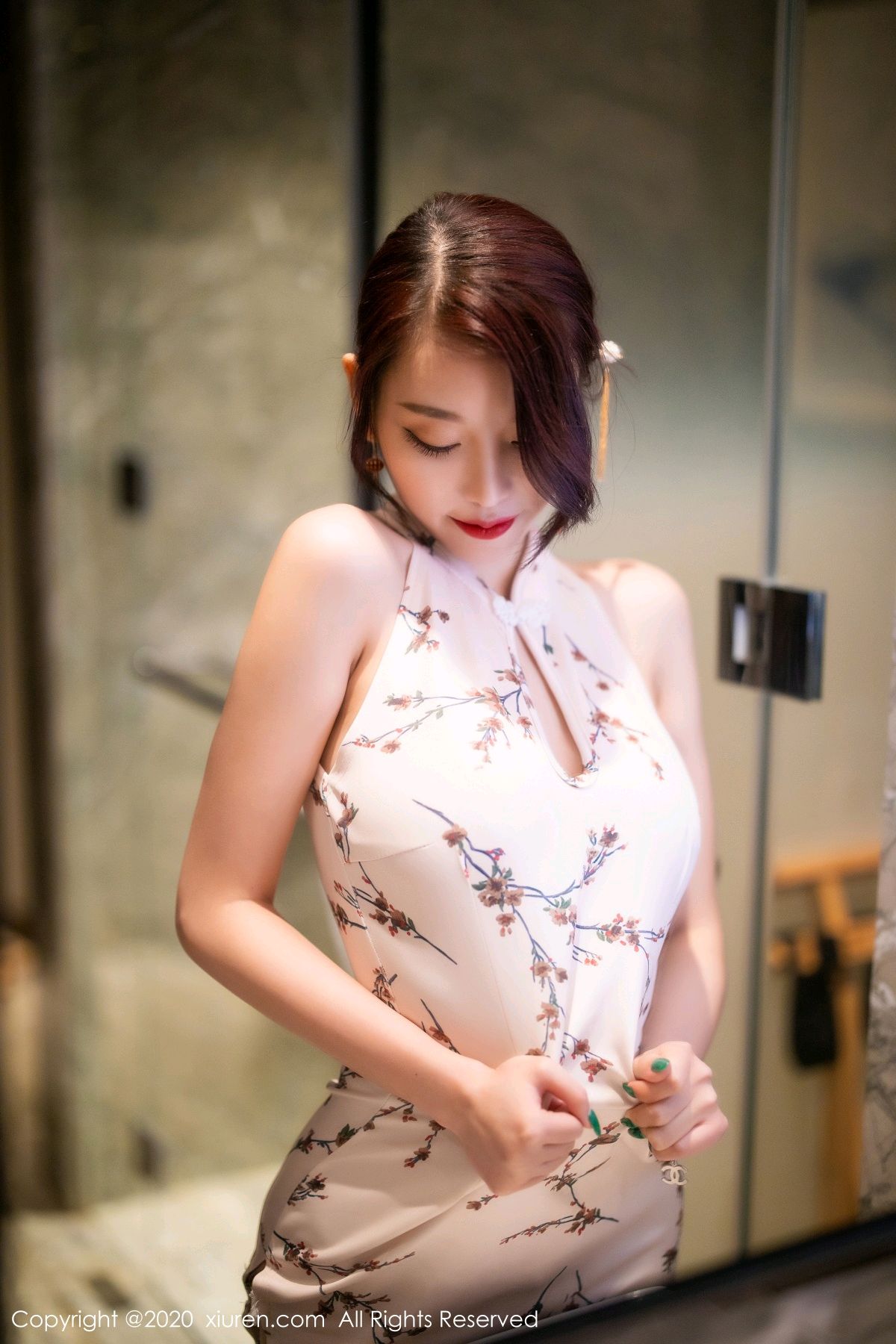 [XIUREN]高清写真图 2020.08.25 VOL.2487 杨晨晨sugar