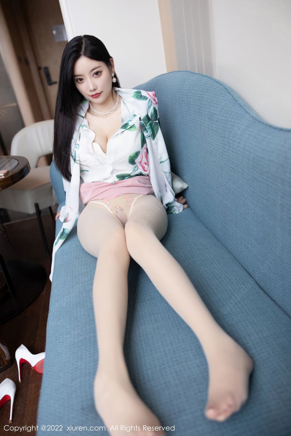 [XiuRen]高清写真图 2022.06.21 No.5171 杨晨晨Yome