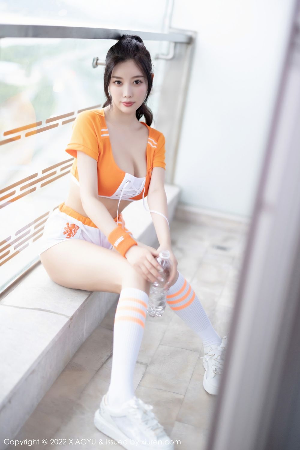 [XIAOYU]高清写真图 2022.11.18 Vol.907 杨晨晨Yom  足球宝贝杨晨晨 橙色的运动服饰