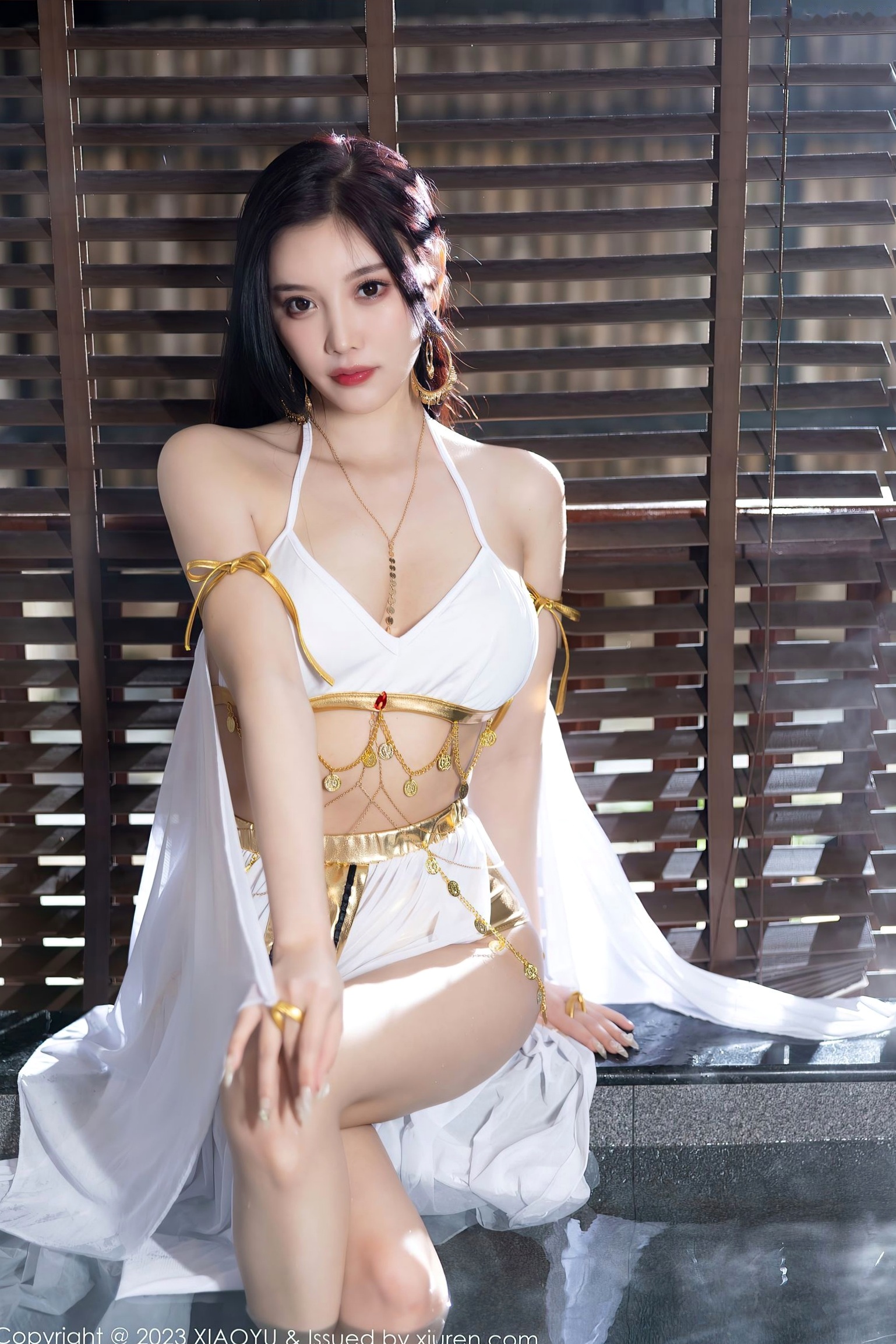Gallery - XiaoYu语画界 - Painting World 973期：杨晨晨Yome温泉汤池湿身写真，极品透视白纱配金色饰品，展现诱人曲线与冷艳气息，无圣光大尺度唯美呈现语画界 - Painting World 性感湿身极品大尺度诱惑 杨晨晨Yome女神私房照_秀色女神 - image 47
