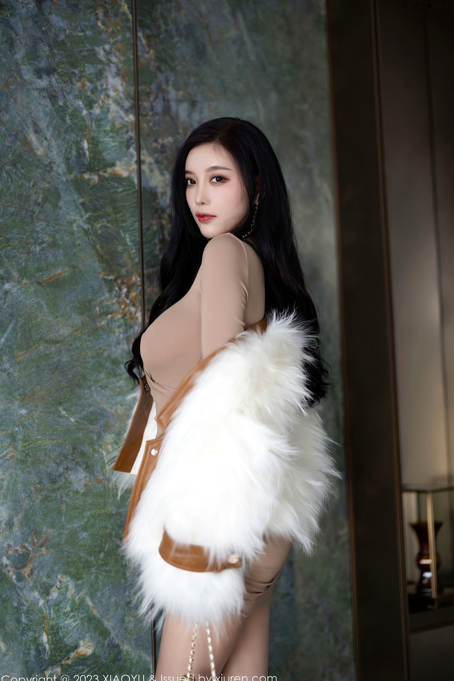 Gallery - XiaoYu语画界 - Painting World 968期：杨晨晨Yome杏色修身连衣裙私房写真，极致曼妙曲线尽显诱惑女神范，无圣光大尺度视觉盛宴语画界 - Painting World 私房照性感诱惑大尺度女神 杨晨晨Yome女神私房照_秀色女神 - image 2