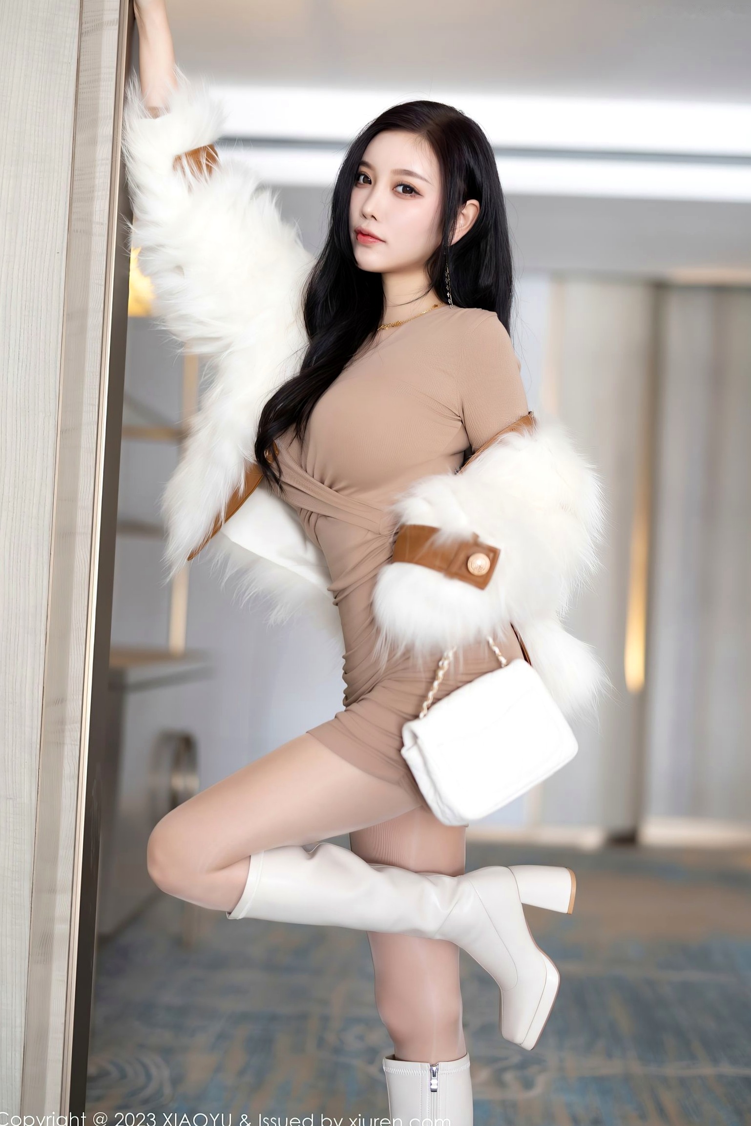 Gallery - XiaoYu语画界 - Painting World 968期：杨晨晨Yome杏色修身连衣裙私房写真，极致曼妙曲线尽显诱惑女神范，无圣光大尺度视觉盛宴语画界 - Painting World 私房照性感诱惑大尺度女神 杨晨晨Yome女神私房照_秀色女神 - image 8