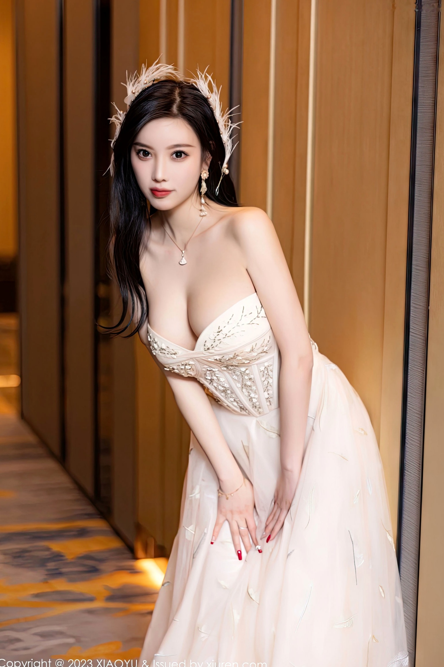 Gallery - XiaoYu语画界 - Painting World  杨晨晨Yome生日主题写真，优雅羽毛长裙性感诱惑，火辣身材私房大尺度欣赏 - 2023.01.06 无圣光语画界 - Painting World 性感大尺度诱惑私房照无圣光 杨晨晨Yome女神私房照_秀色女神 - image 5