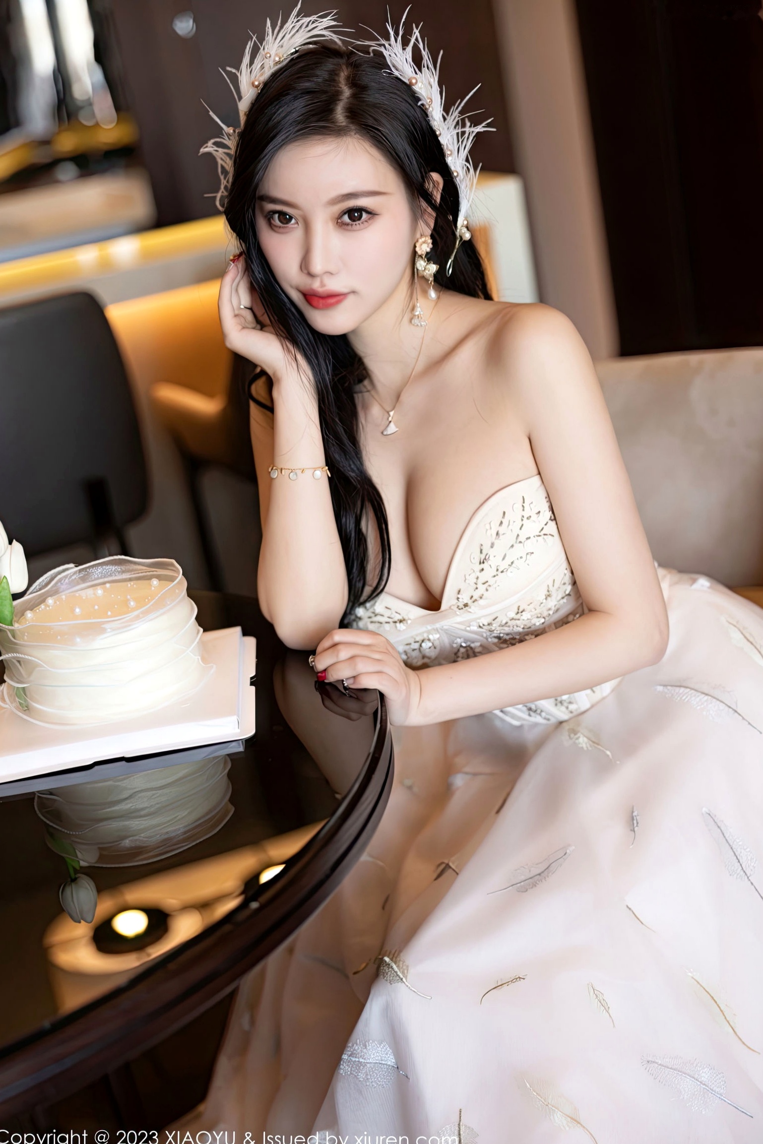 Gallery - XiaoYu语画界 - Painting World  杨晨晨Yome生日主题写真，优雅羽毛长裙性感诱惑，火辣身材私房大尺度欣赏 - 2023.01.06 无圣光语画界 - Painting World 性感大尺度诱惑私房照无圣光 杨晨晨Yome女神私房照_秀色女神 - image 13