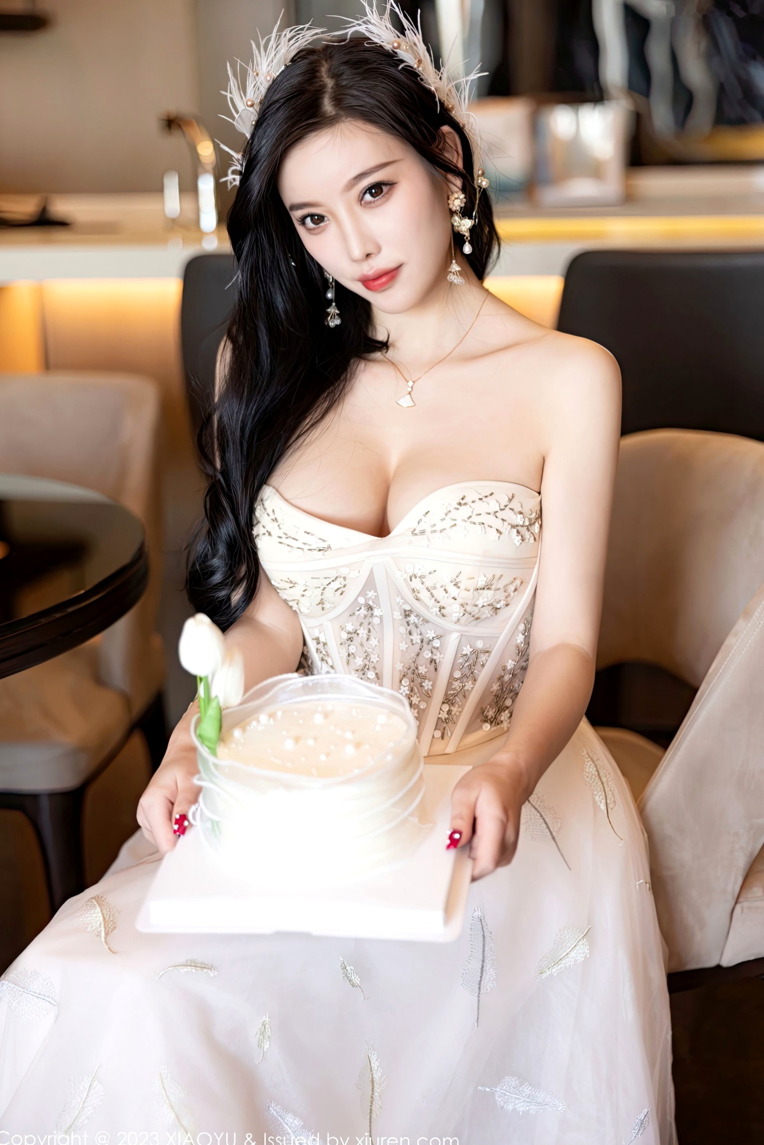 Gallery - XiaoYu语画界 - Painting World  杨晨晨Yome生日主题写真，优雅羽毛长裙性感诱惑，火辣身材私房大尺度欣赏 - 2023.01.06 无圣光语画界 - Painting World 性感大尺度诱惑私房照无圣光 杨晨晨Yome女神私房照_秀色女神 - image 14