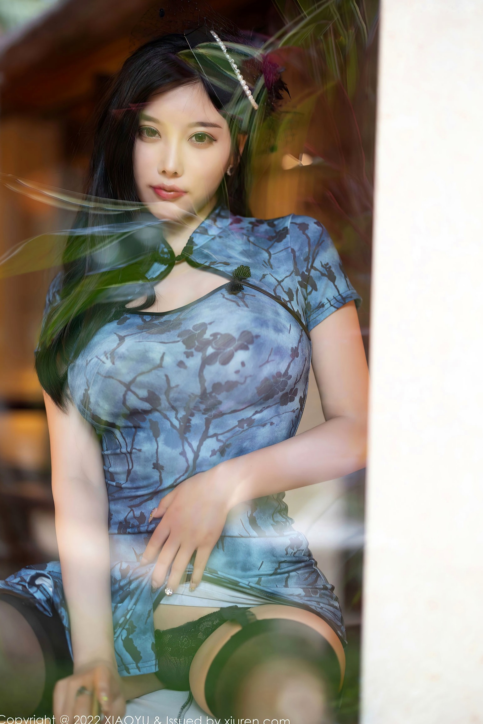 Gallery - XiaoYu语画界 - Painting World -826-杨晨晨Yome-蓝色修身旗袍与黑丝诱惑-泳池畔高清写真-东方韵致与性感私房大片语画界 - Painting World 旗袍黑丝性感诱惑私房照 杨晨晨Yome女神私房照_秀色女神 - image 4