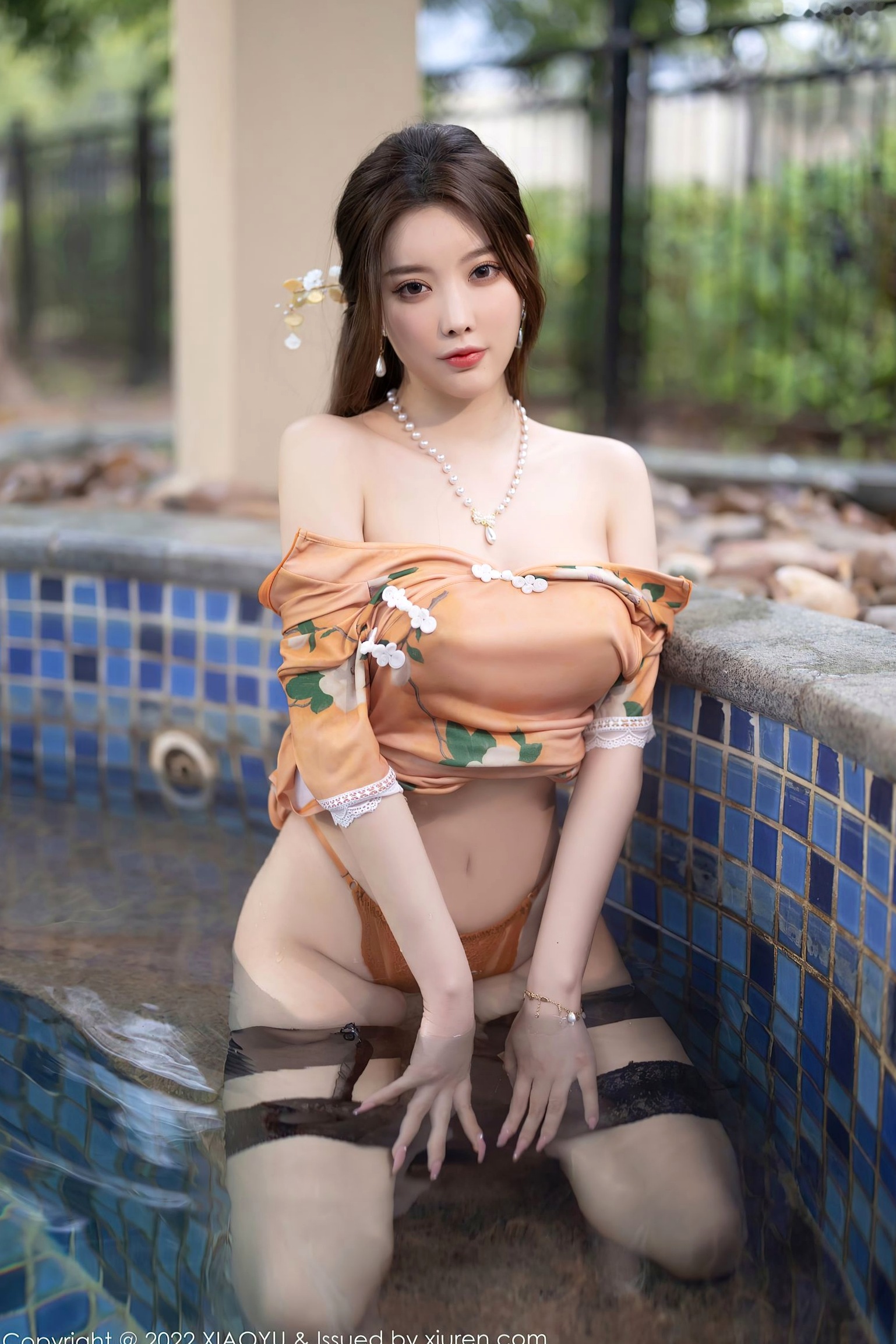 Gallery - XiaoYu语画界 - Painting World -782期：杨晨晨Yome惠州旅拍，浅色修身旗袍演绎古典性感，泳池边的诱惑美学，无圣光大尺度私房写真语画界 - Painting World 性感旗袍女神私房照 杨晨晨Yome女神私房照_秀色女神 - image 52